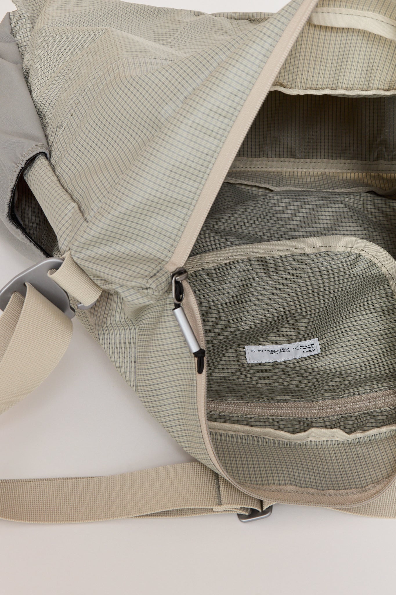 XL Zip Tote Grey
