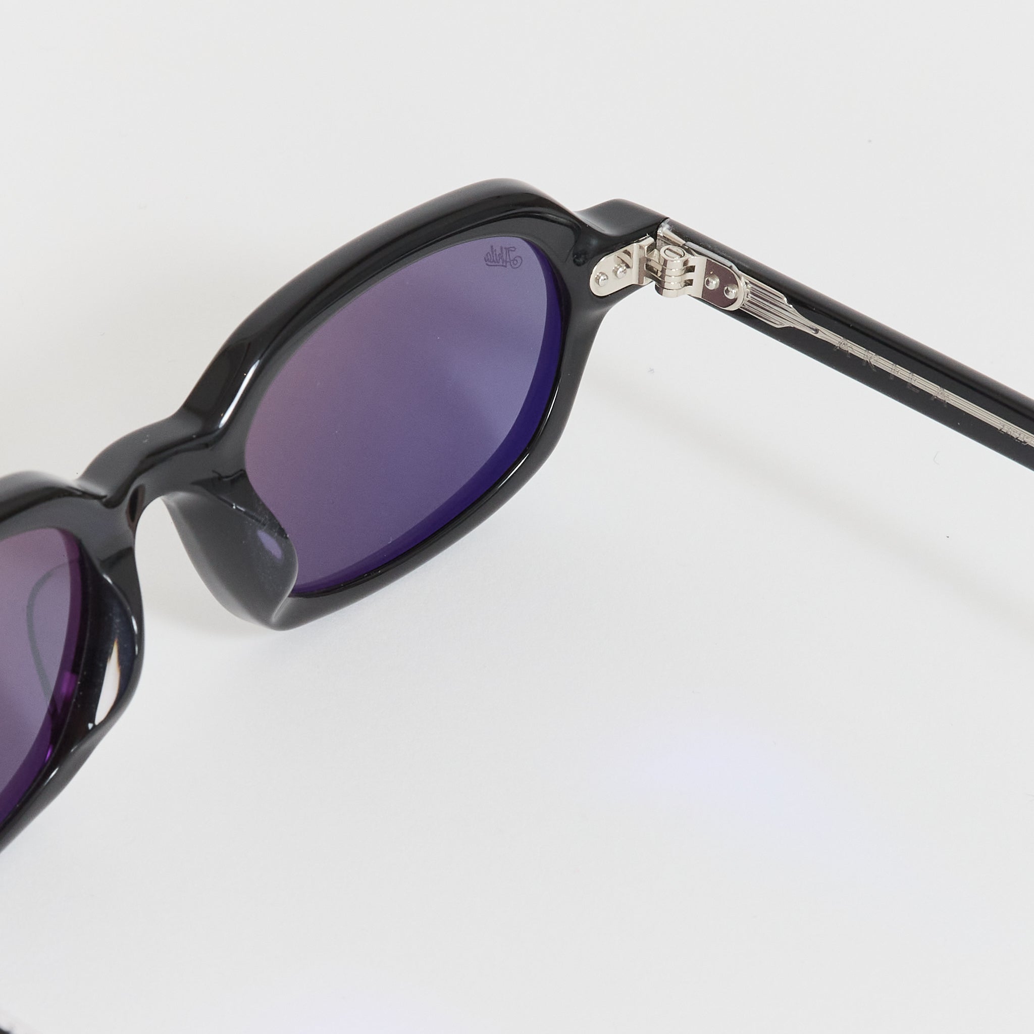 Psyche Black/Black