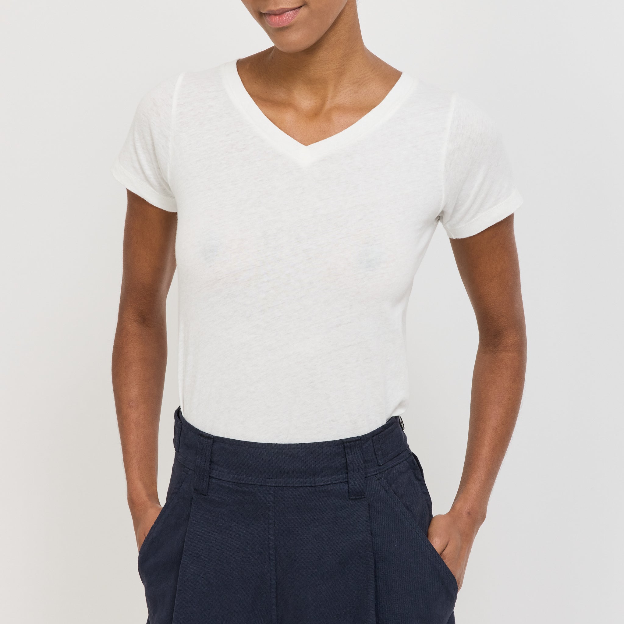 American Vintage | Gamipy V Neck T-Shirt White | Maplestore