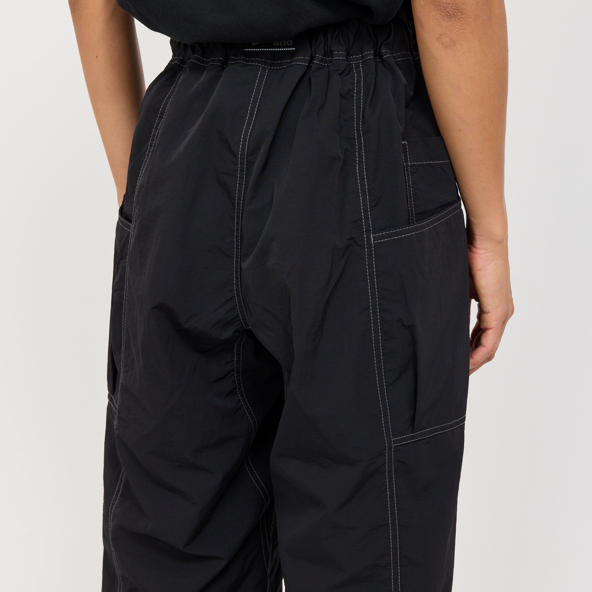 And Wander | Crinkled Nylon Pants Black | Maplestore