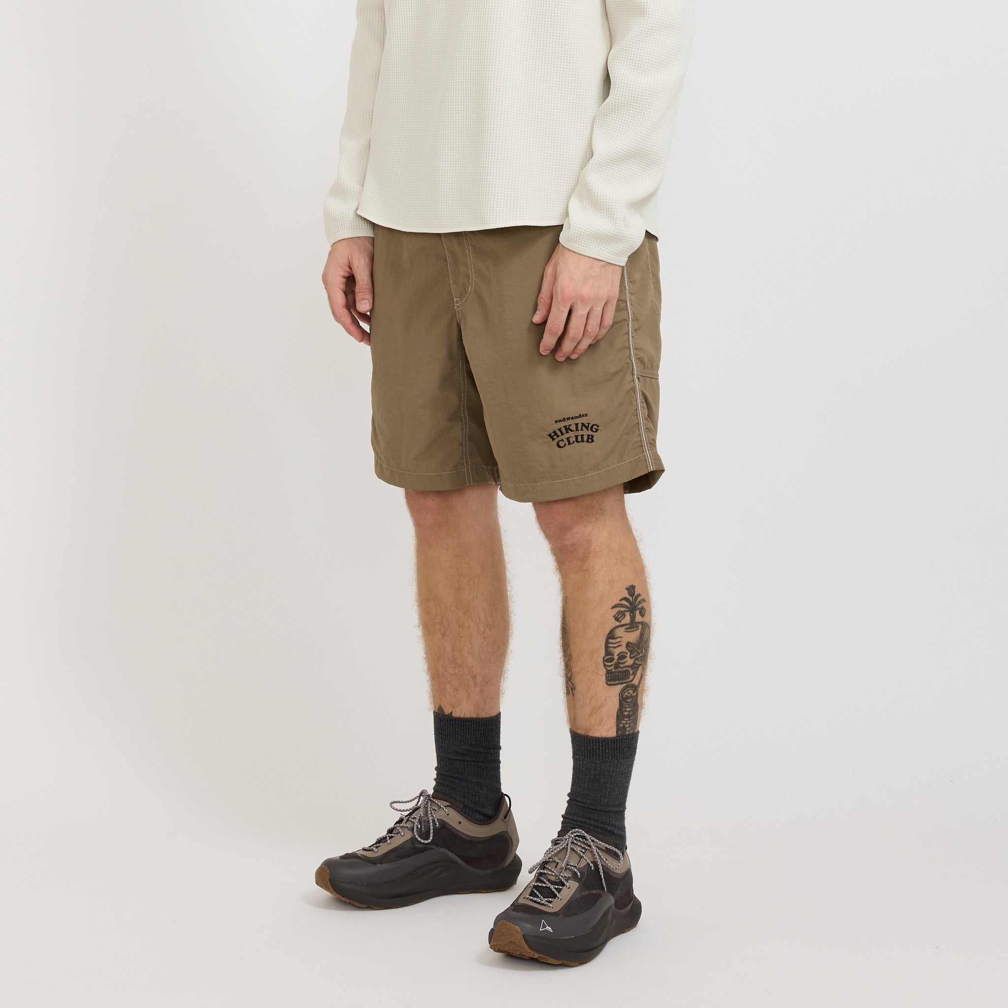 Hiking Club Ny Taffeta Hiker Short Pants Beige