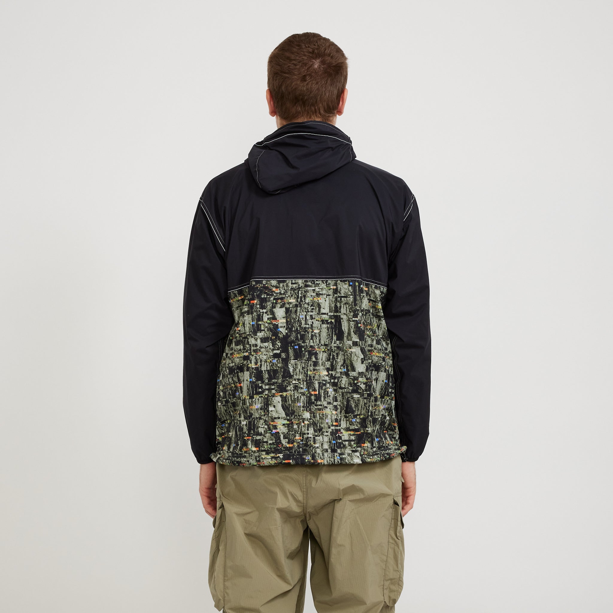 And Wander | PERTEX Printed Wind Jacket Black | Maplestore