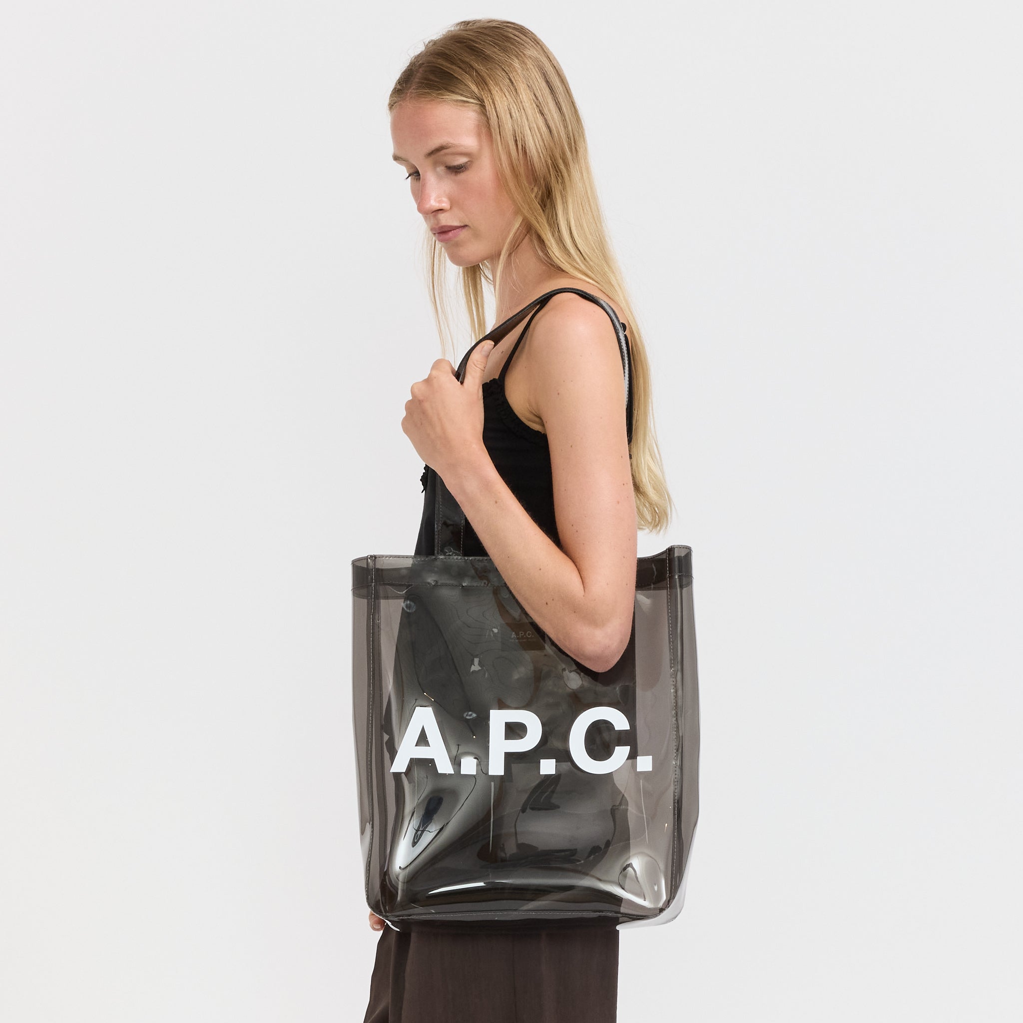 A.P.C. | Lou Tote Transparent Anthracite | Maplestore