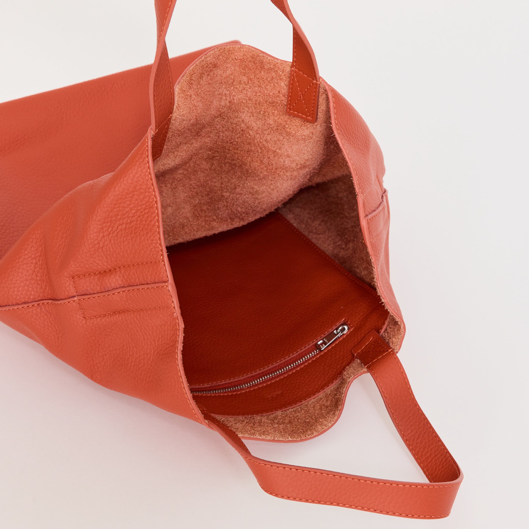 A.P.C. | Maiko Tote Medium Mango | Maplestore
