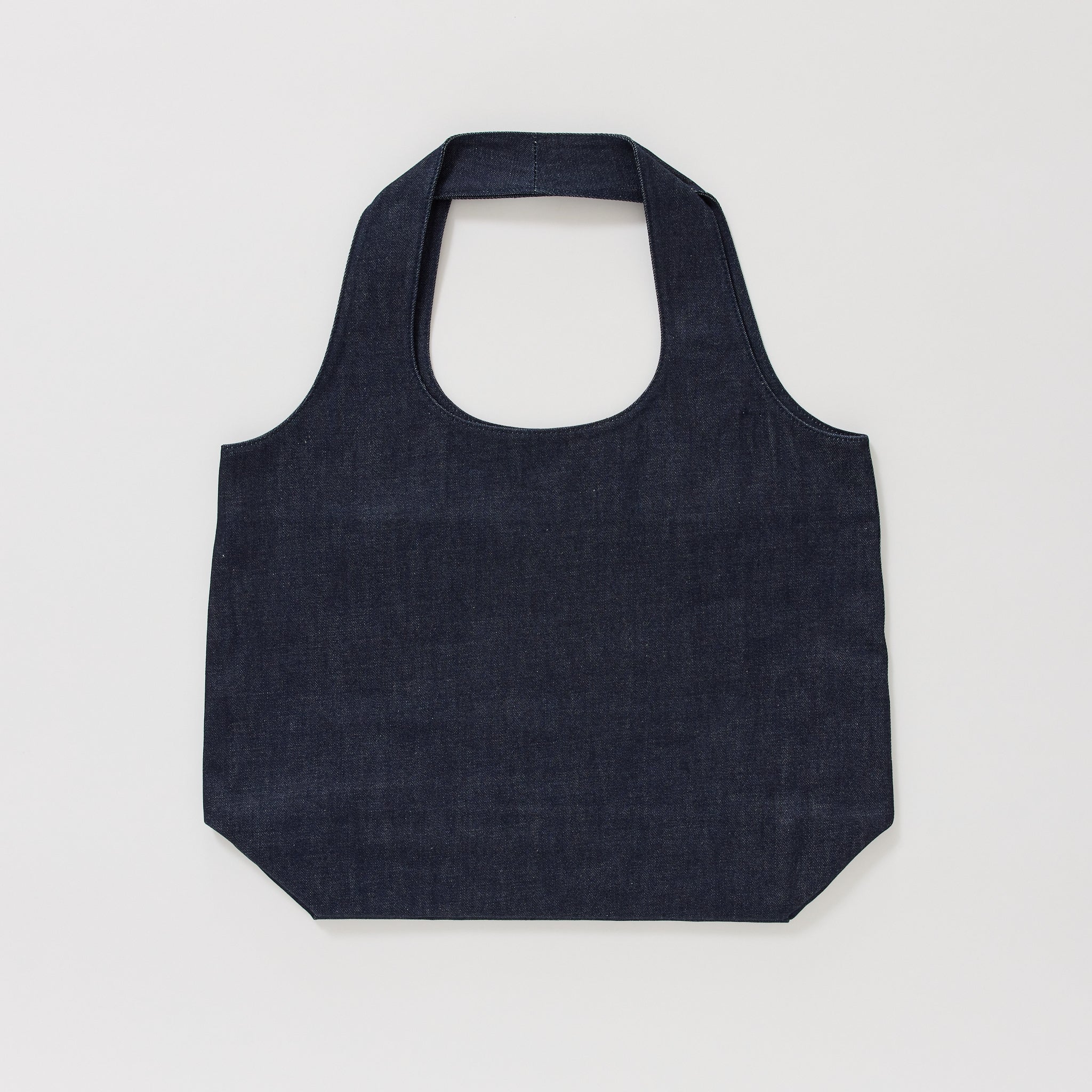 A.P.C. | Ninon Tote Indigo | Maplestore
