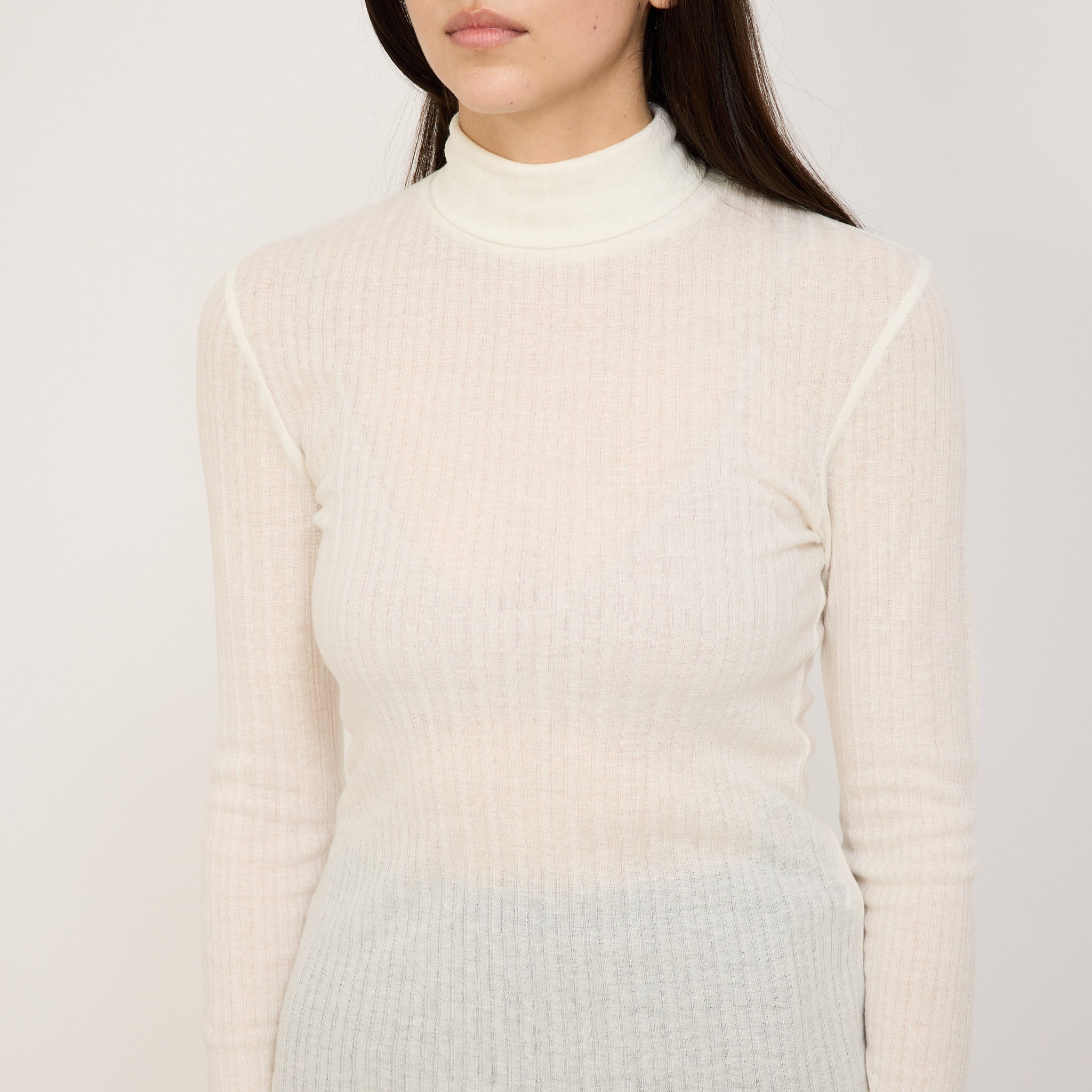 A.P.C. | Assia Top Off White | Maplestore