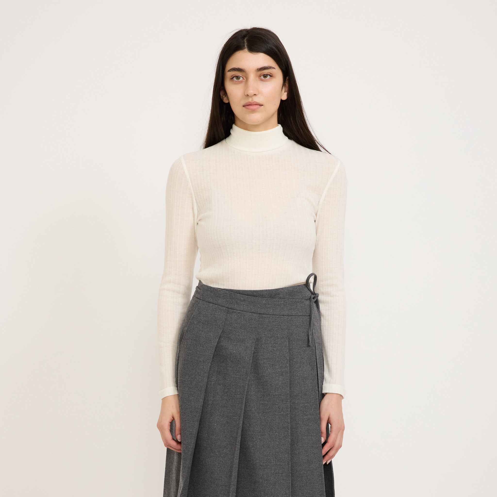 A.P.C. | Assia Top Off White | Maplestore