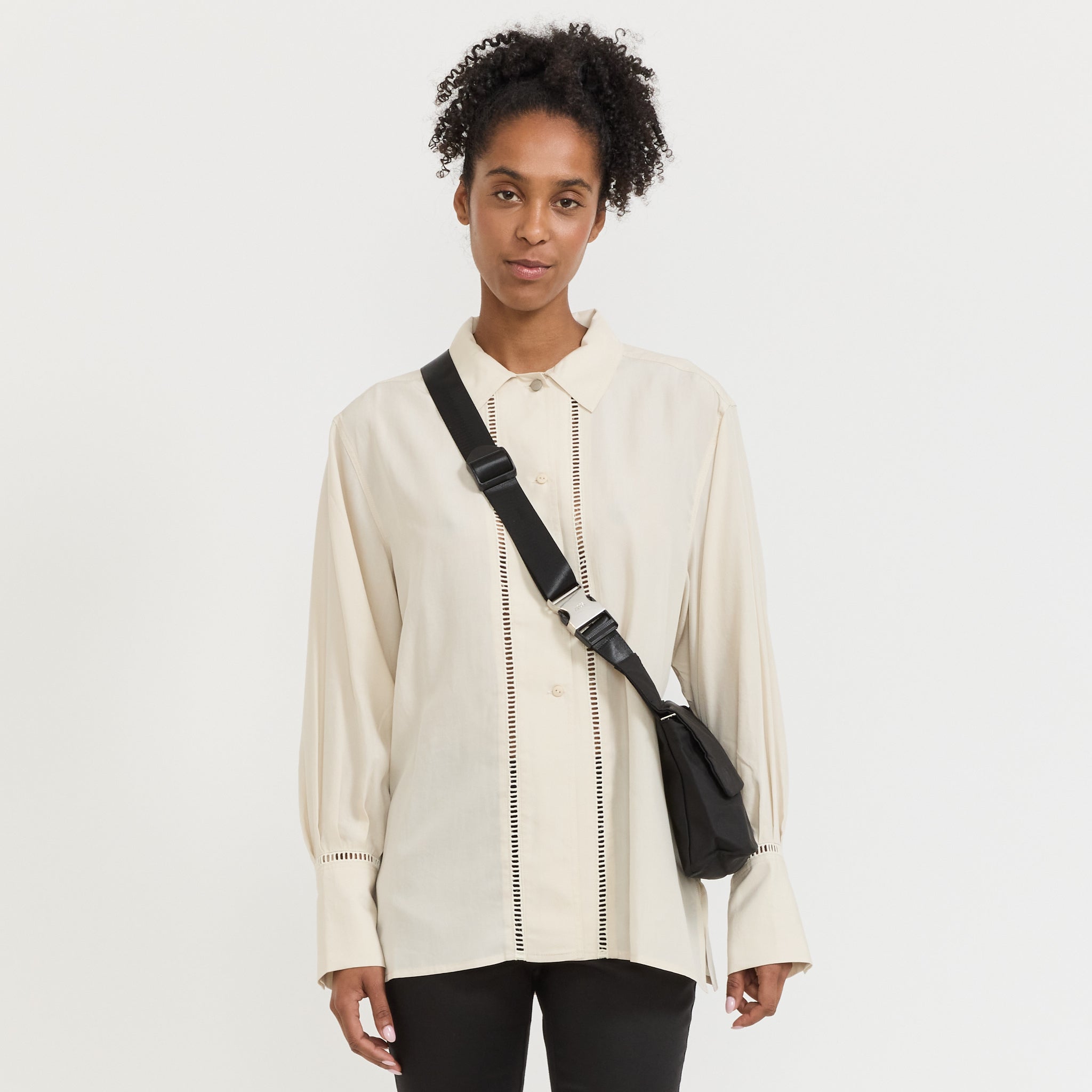 Club Cross Body Black