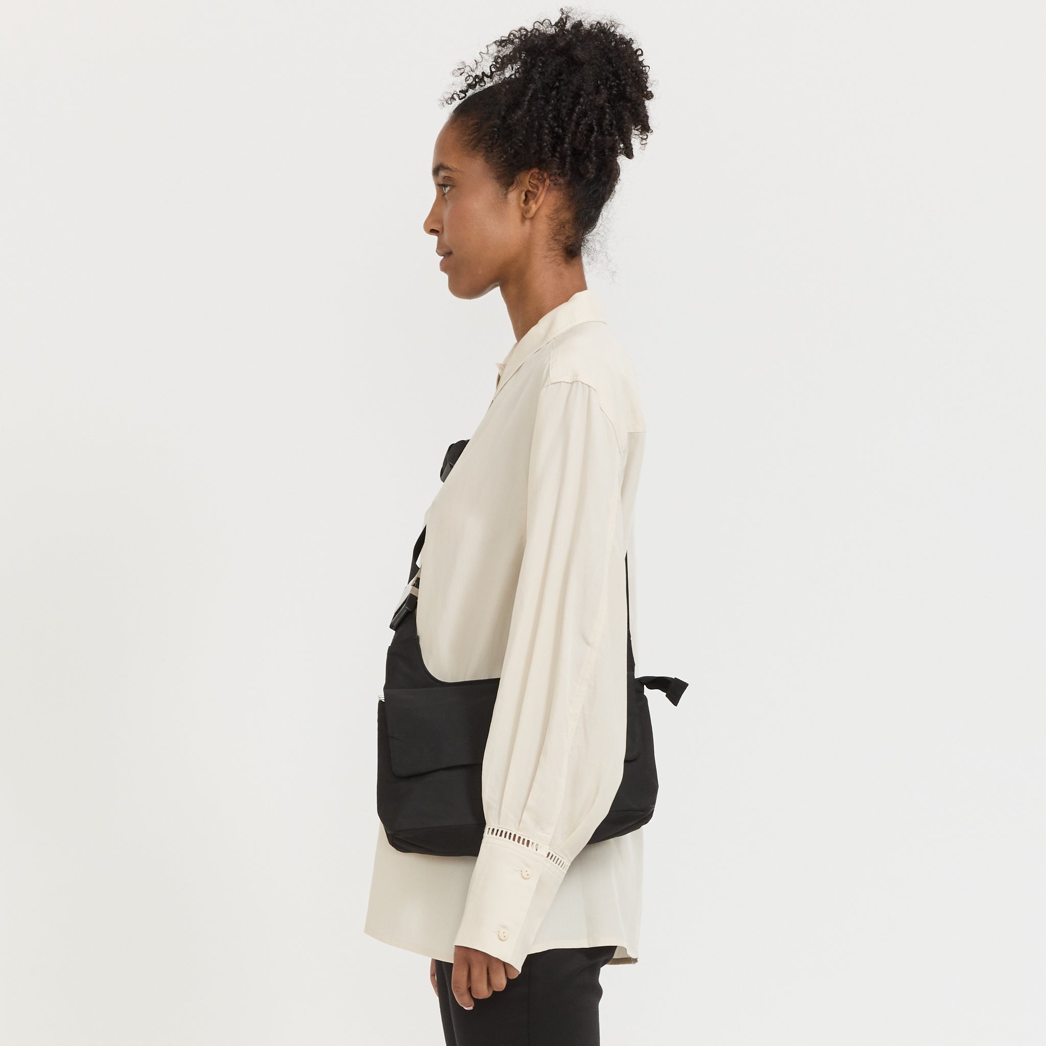 Club Cross Body Black