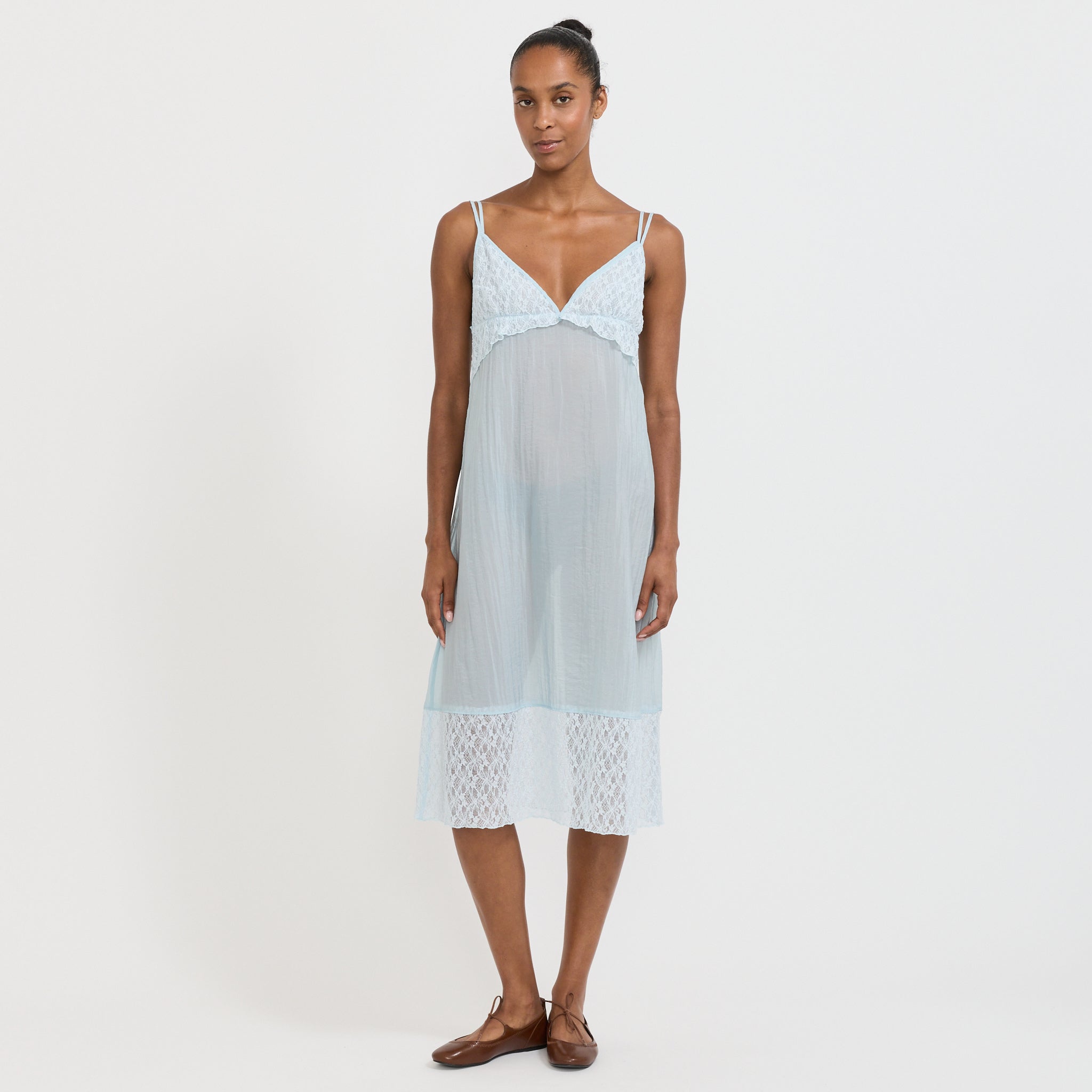 Atelier Edition | Lace Layered Dress Light Blue | Maplestore