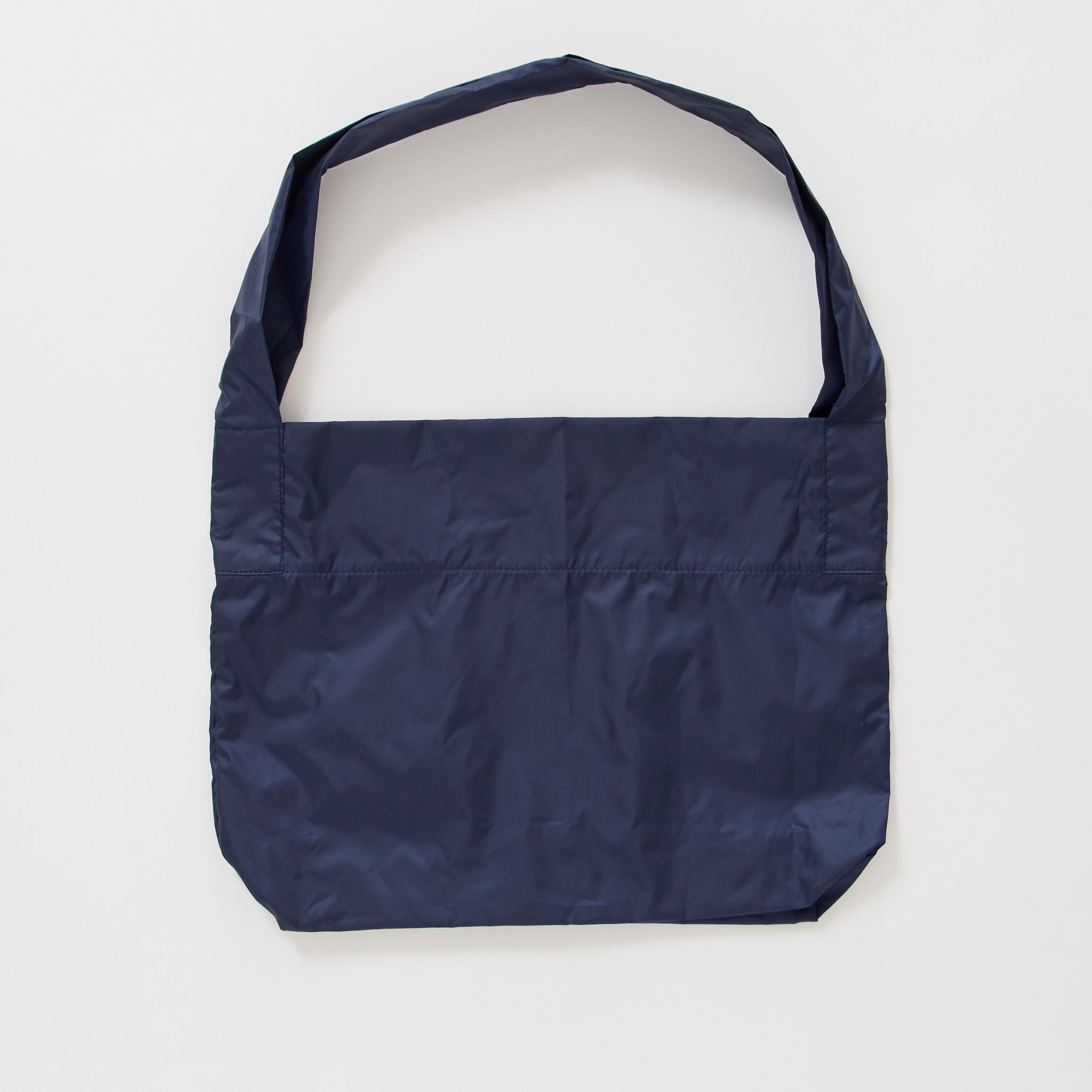 Bags In Progress | Packable Market Shoulder Bag Navy | Maplestore