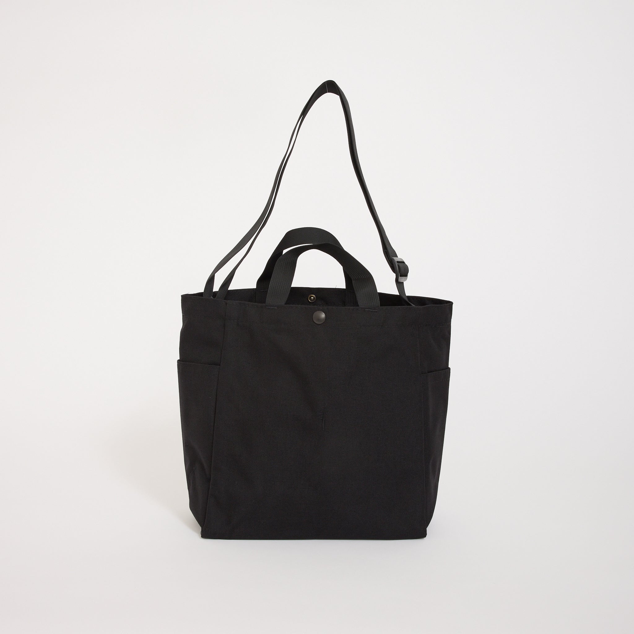 Bags In Progress | Multi-Pocket Bag Medium Black | Maplestore