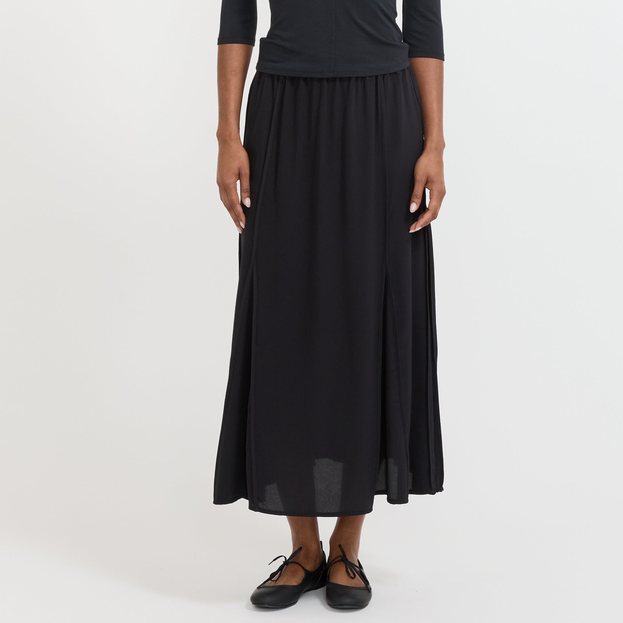 Baserange | Ade Skirt Black | Maplestore