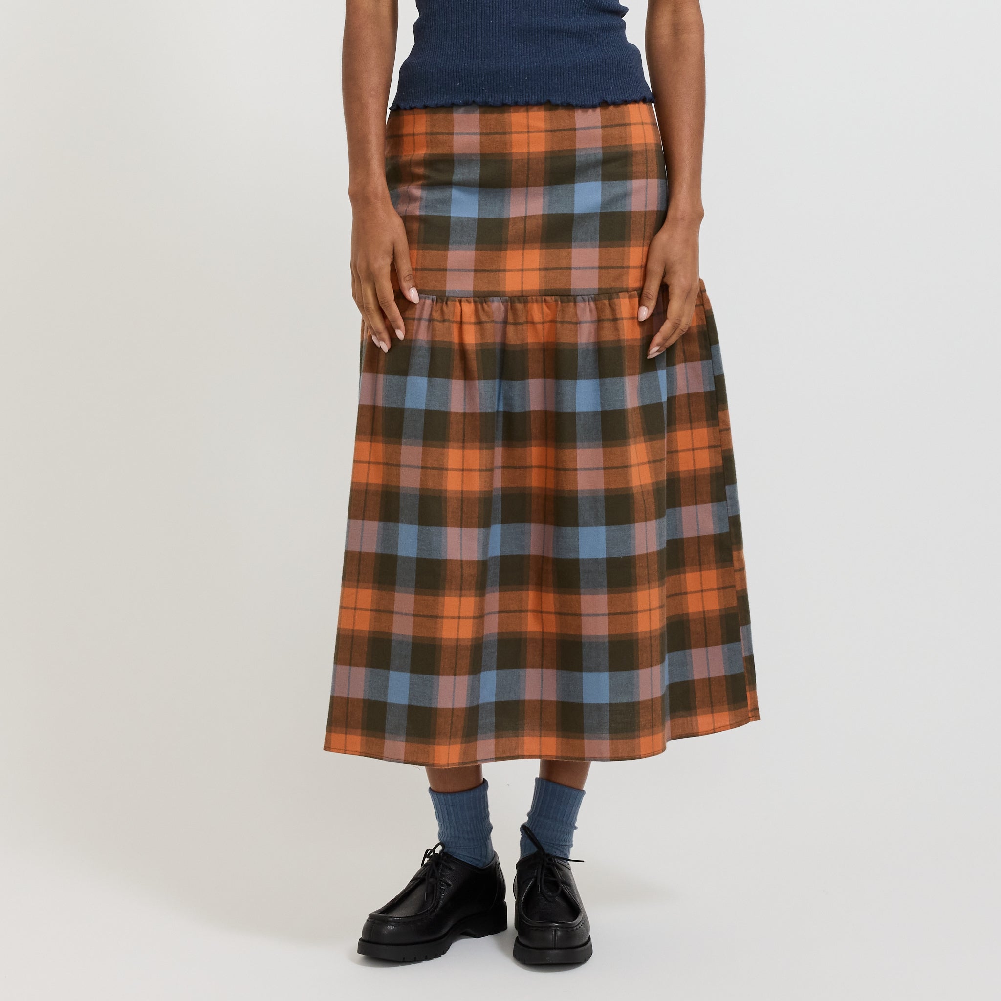Baserange | Garlin Skirt Frame Plaid | Maplestore