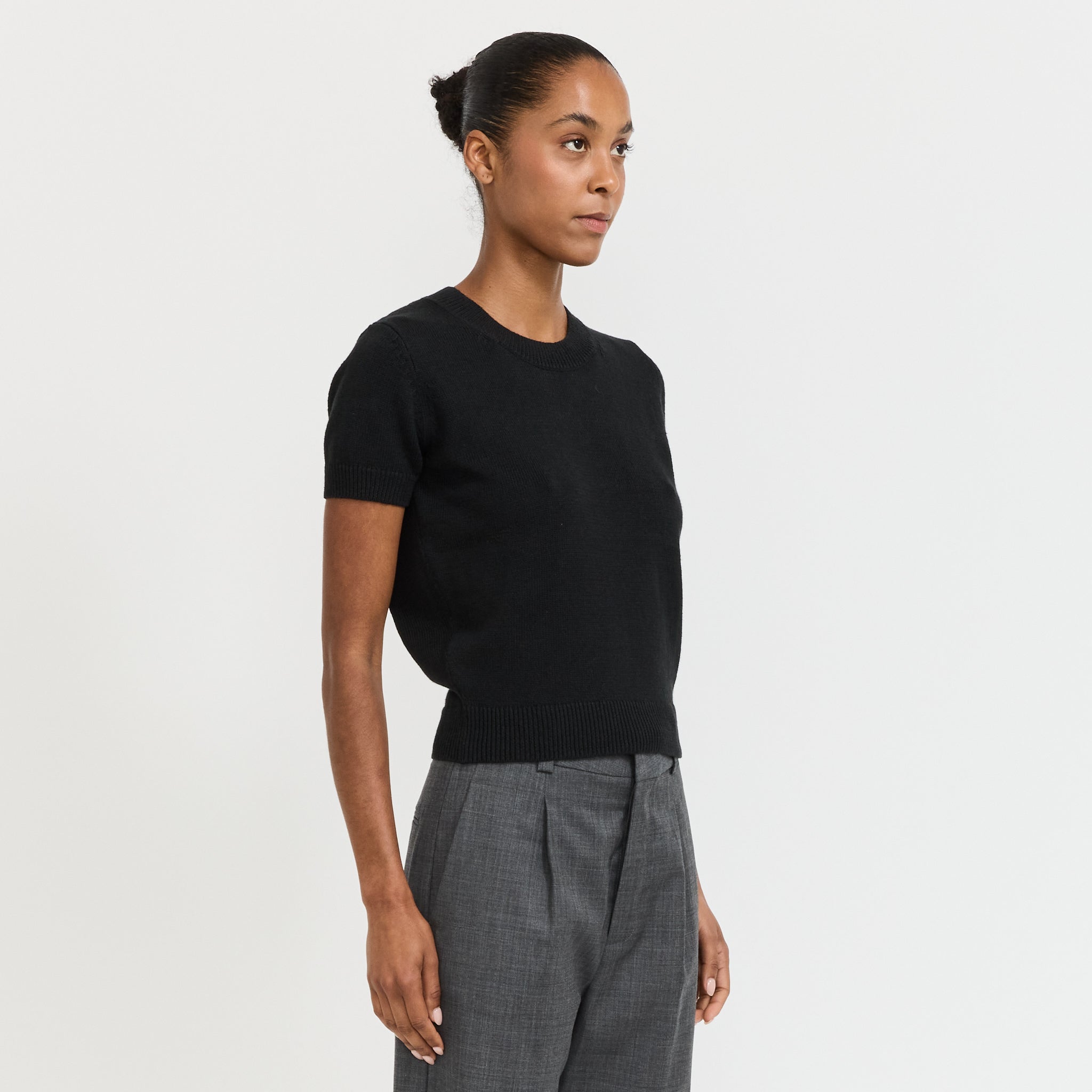 Cotton Linen Slim S/S Knit Black