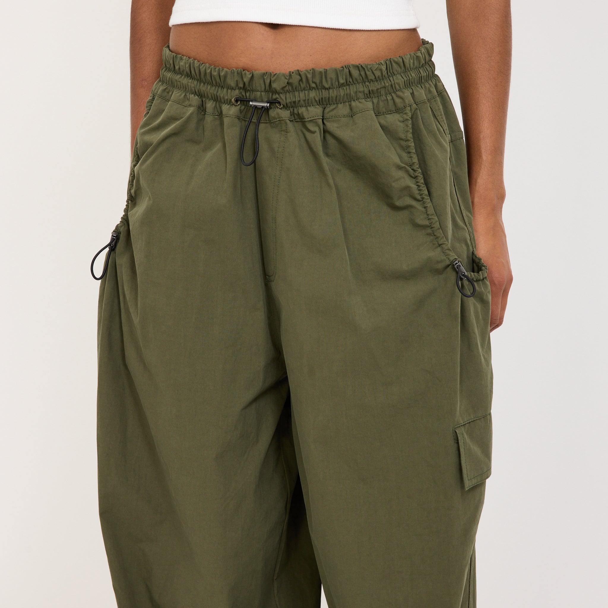 Bassike | Crushed Cotton Hiker Pant Khaki | Maplestore