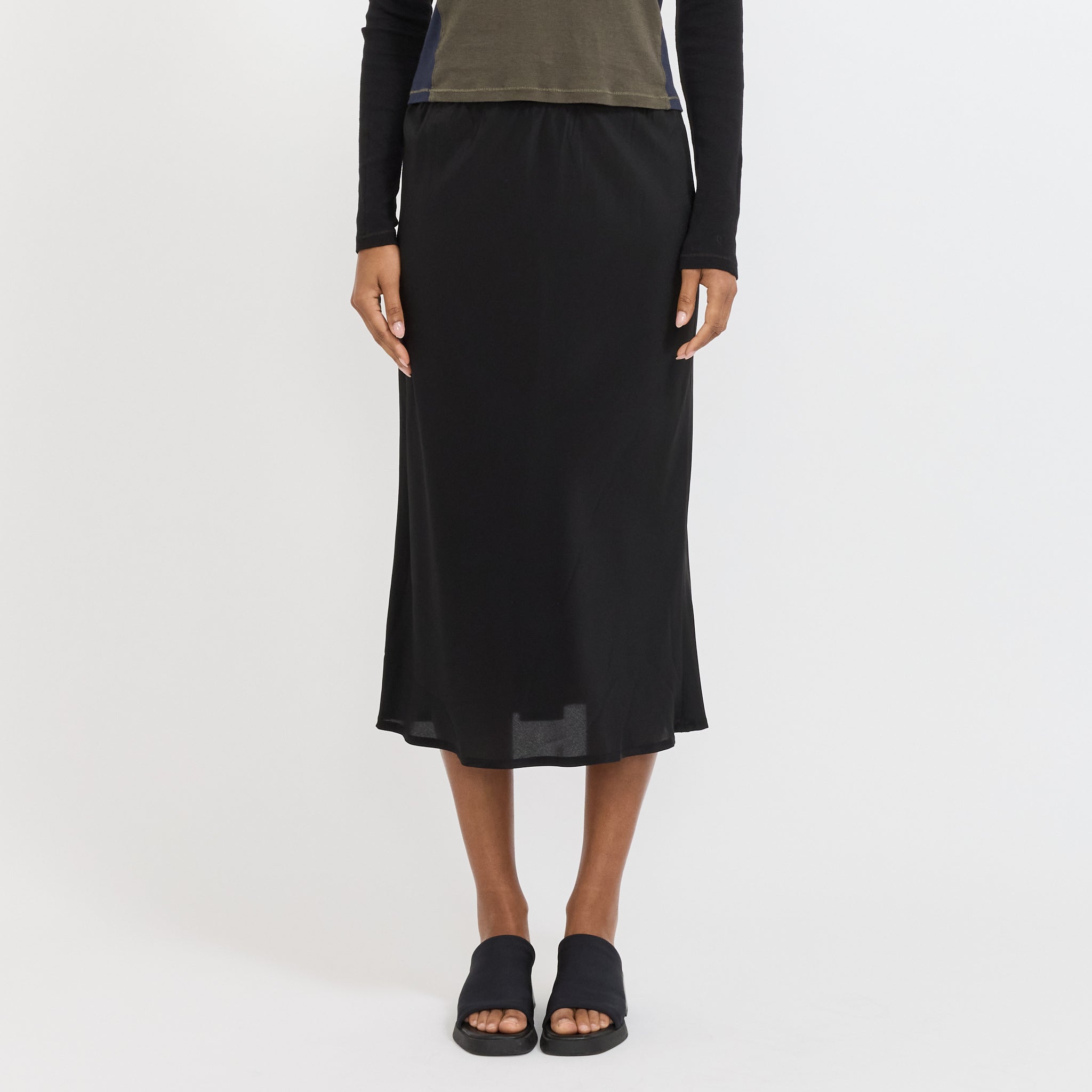 Fine Silk Crepe Slip Skirt Black