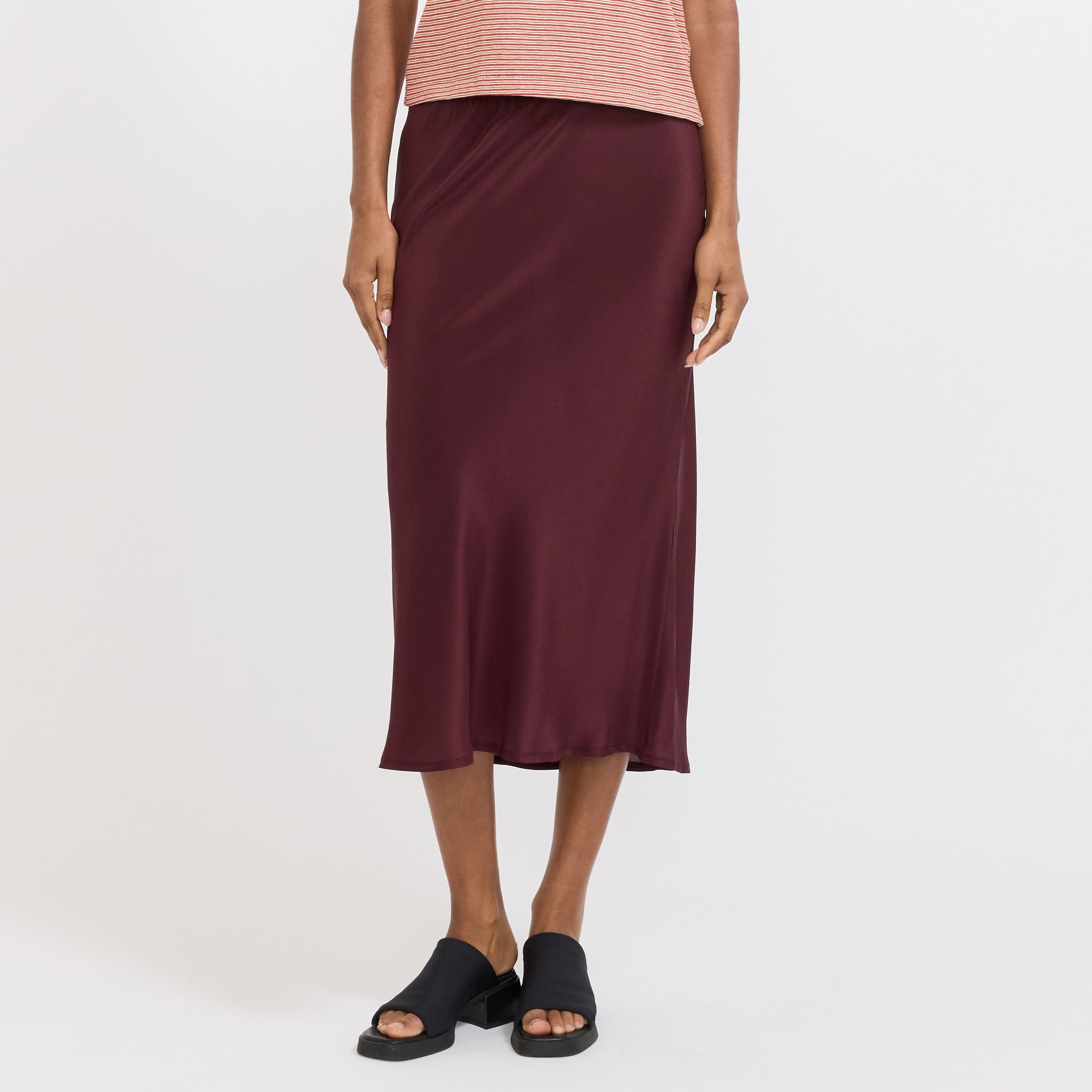 Fine Silk Crepe Slip Skirt Burgundy