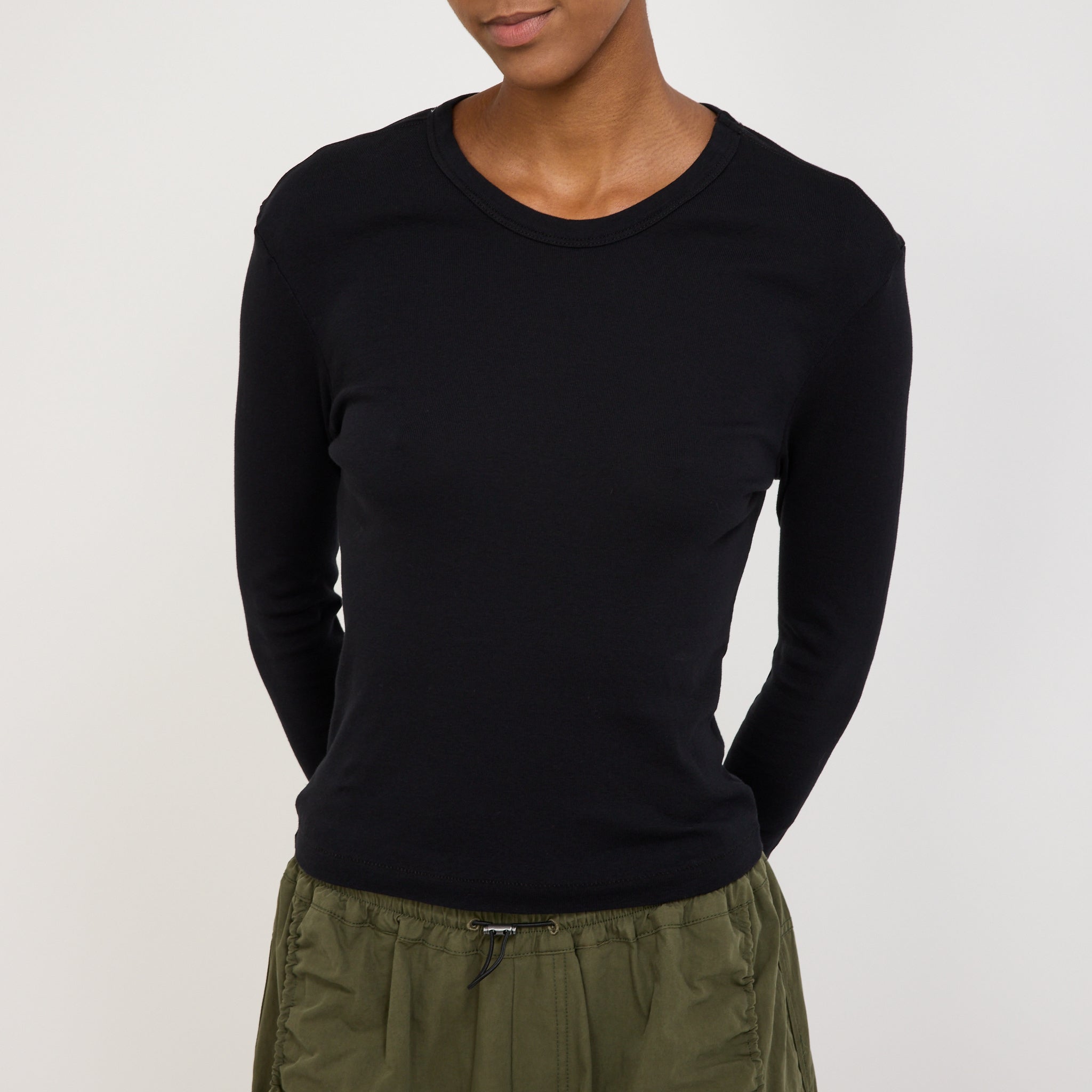 Bassike | Slim Fit Rib Long Sleeve Baby Tee Black | Maplestore