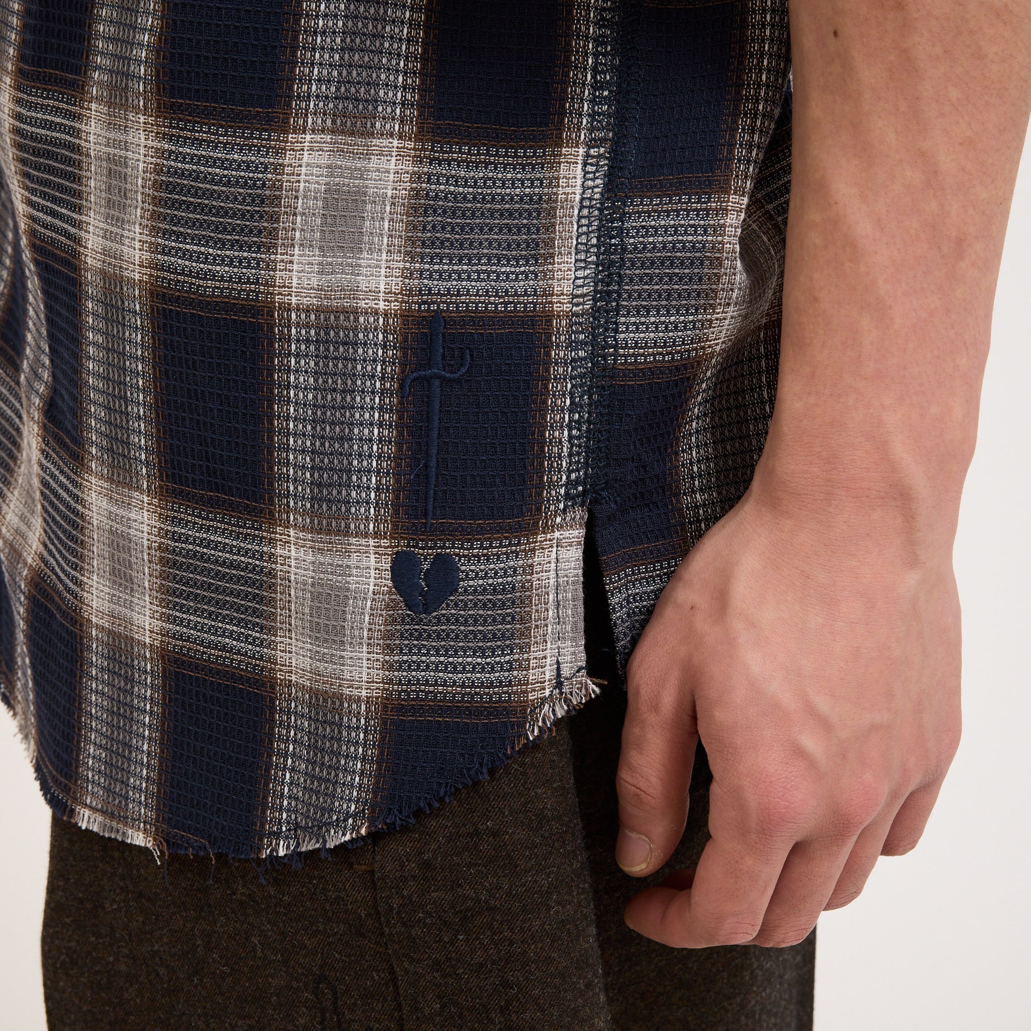 Beach Brains | Frayed SS Shirt Navy Plaid | Maplestore