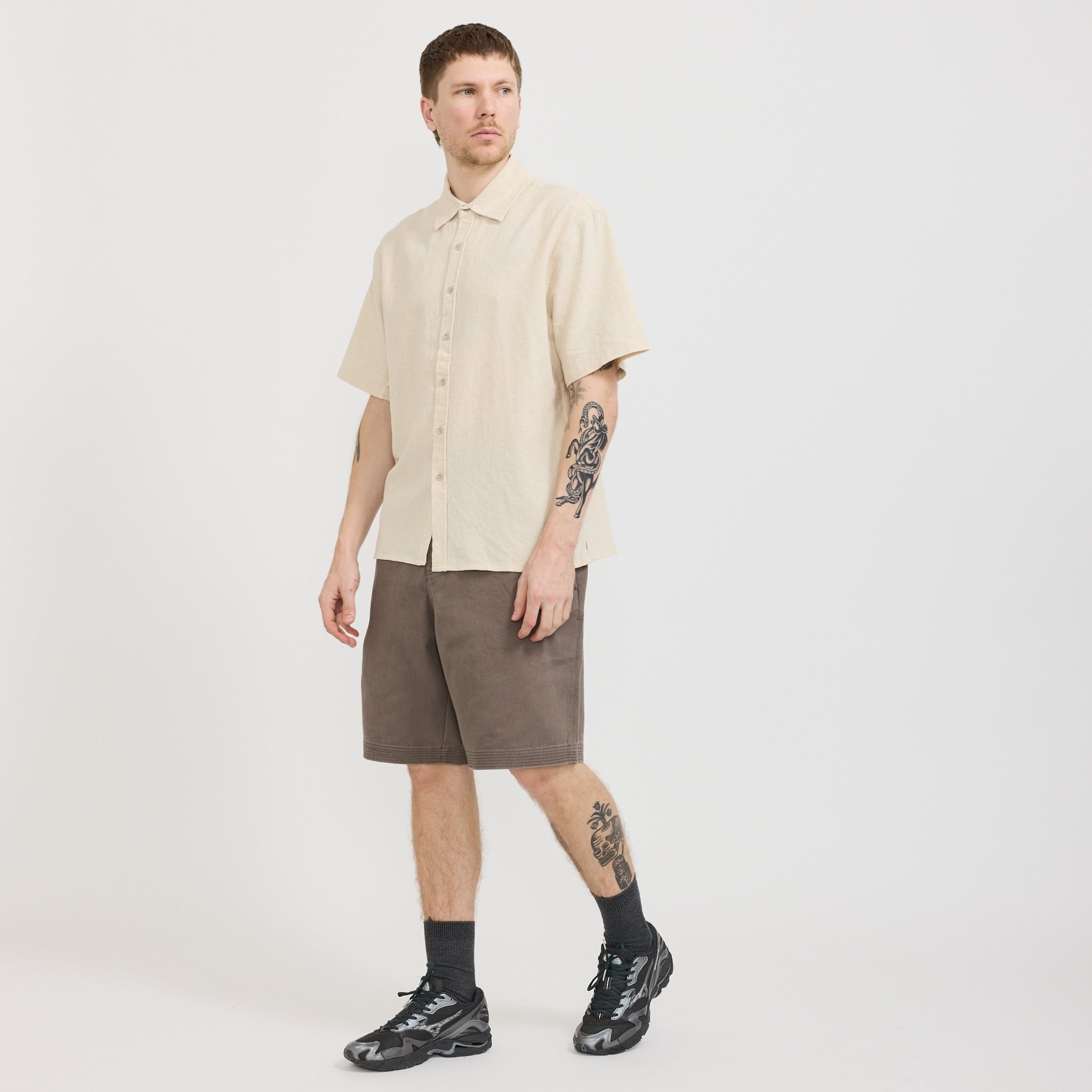 Beach Brains | Hold SS Shirt Off White | Maplestore