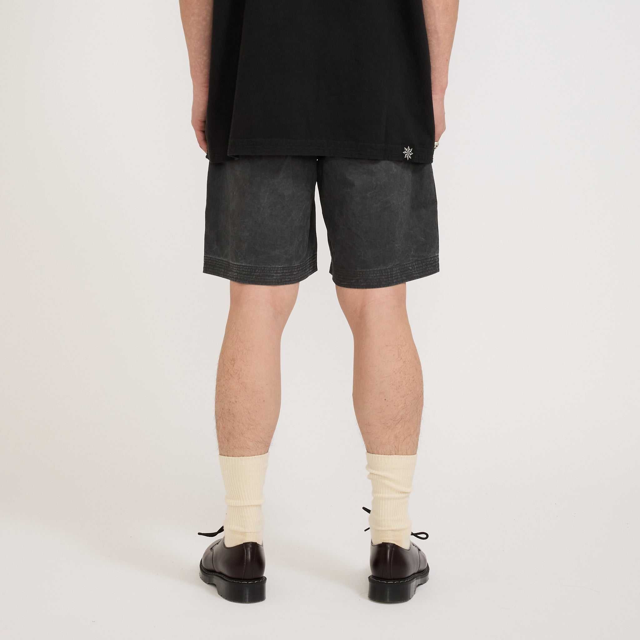 Relaxed Short Washed Charcoal