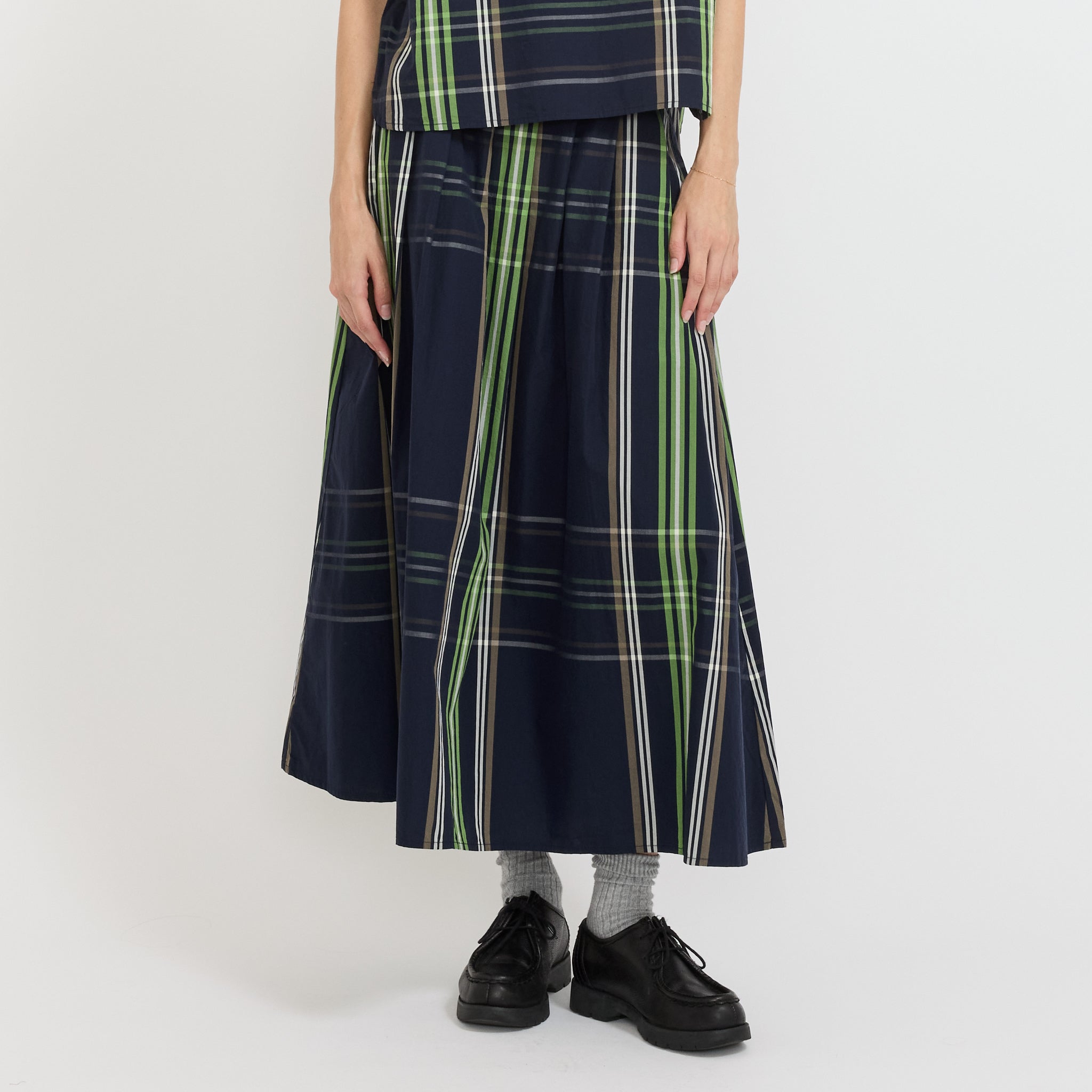 Beams Boy | BOY Big Tartan Skirt Navy | Maplestore