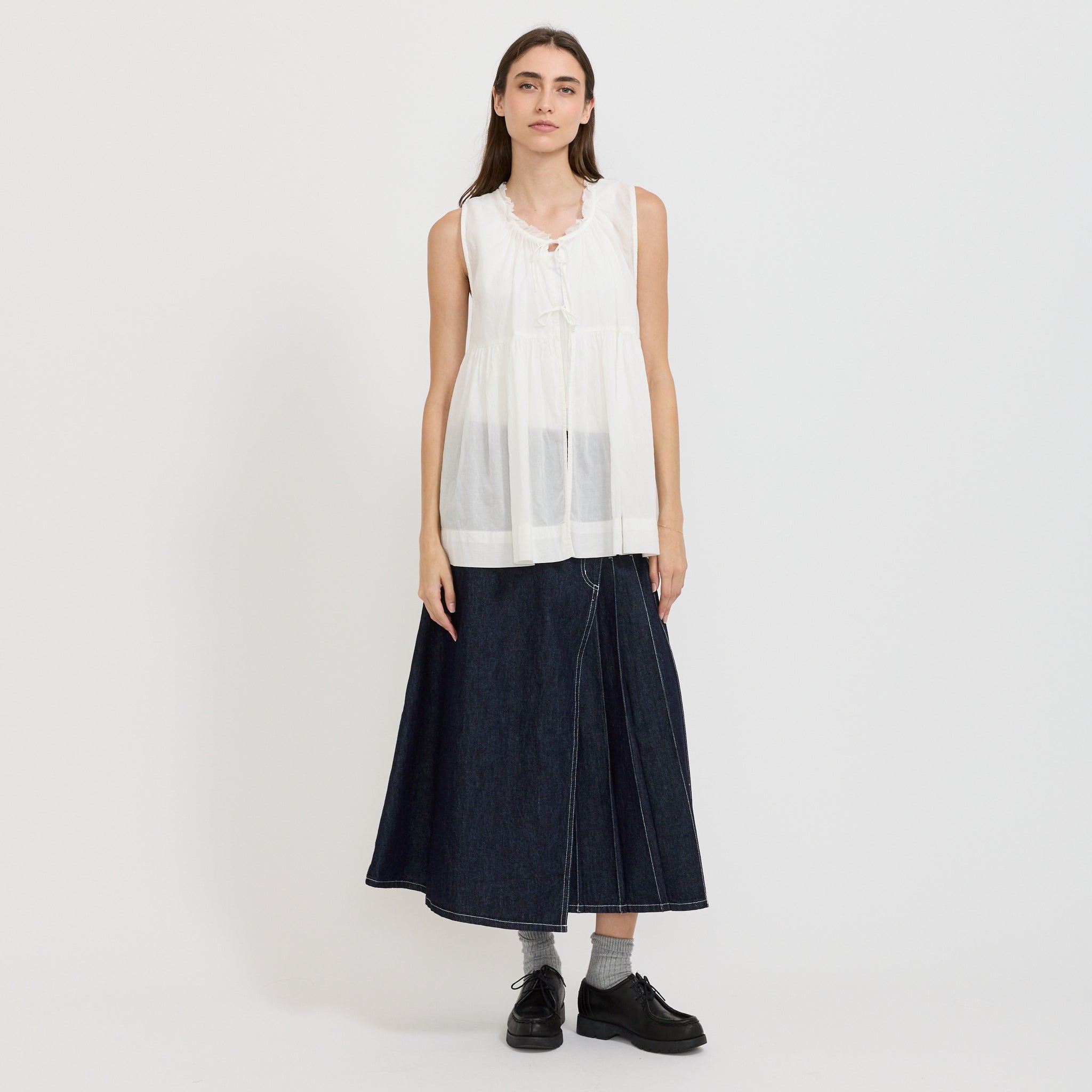 Beams Boy | Cotton Gather Non-Sleeve Shirt Off White | Maplestore