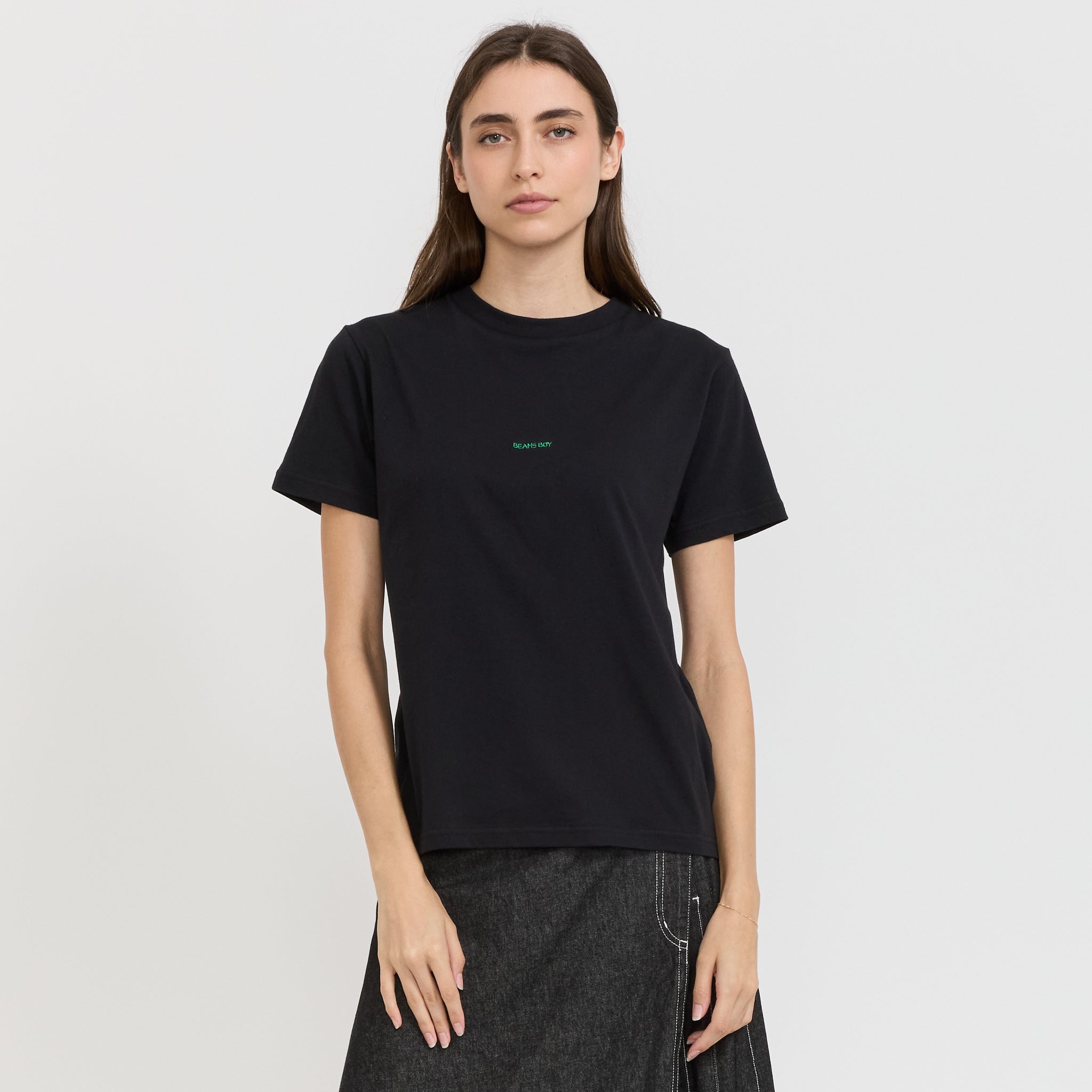 Beams Boy | BOY Embroidery Crew Neck T-Shirt Black | Maplestore