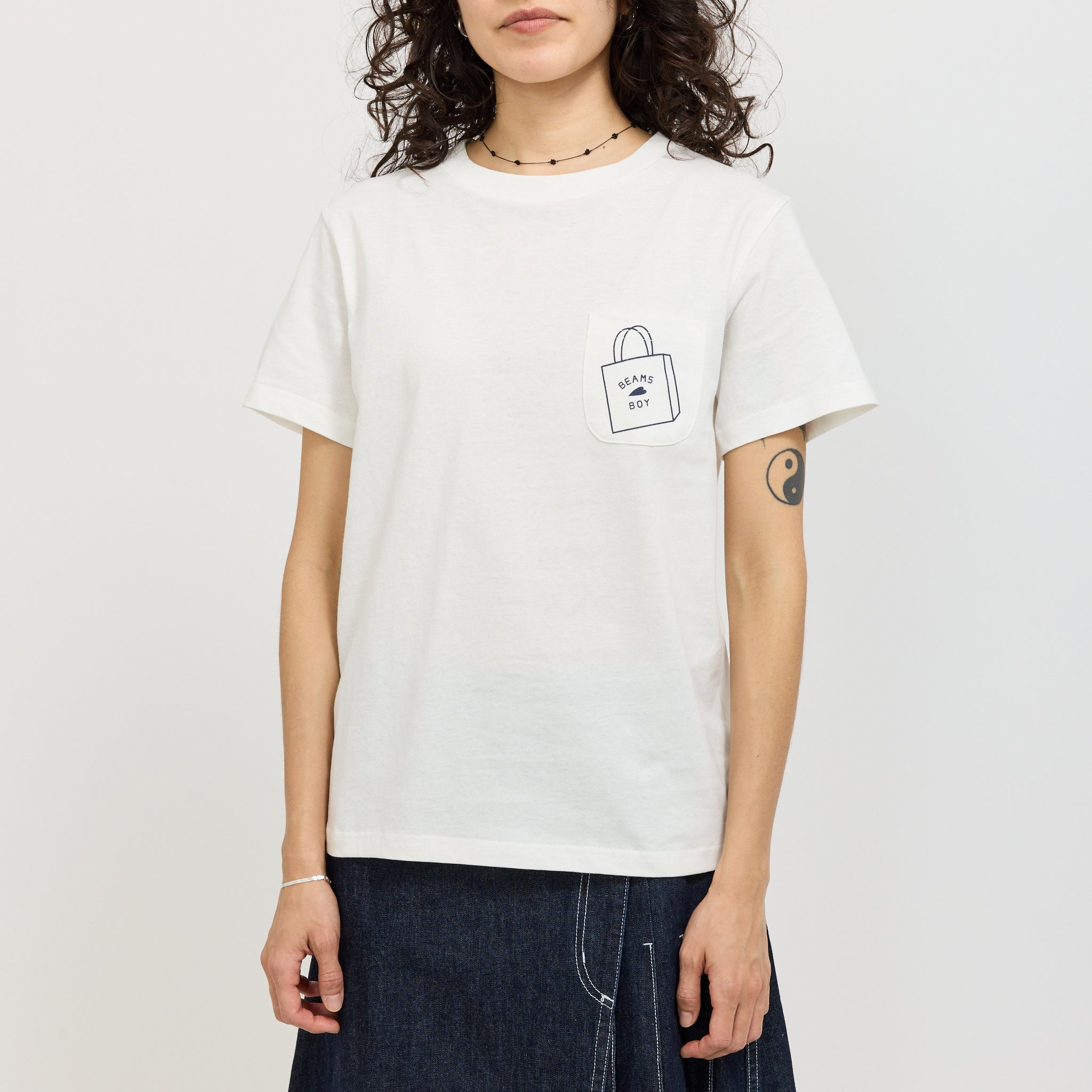Beams Boy | Shop Bag Logo Pocket T Shirt White | Maplestore