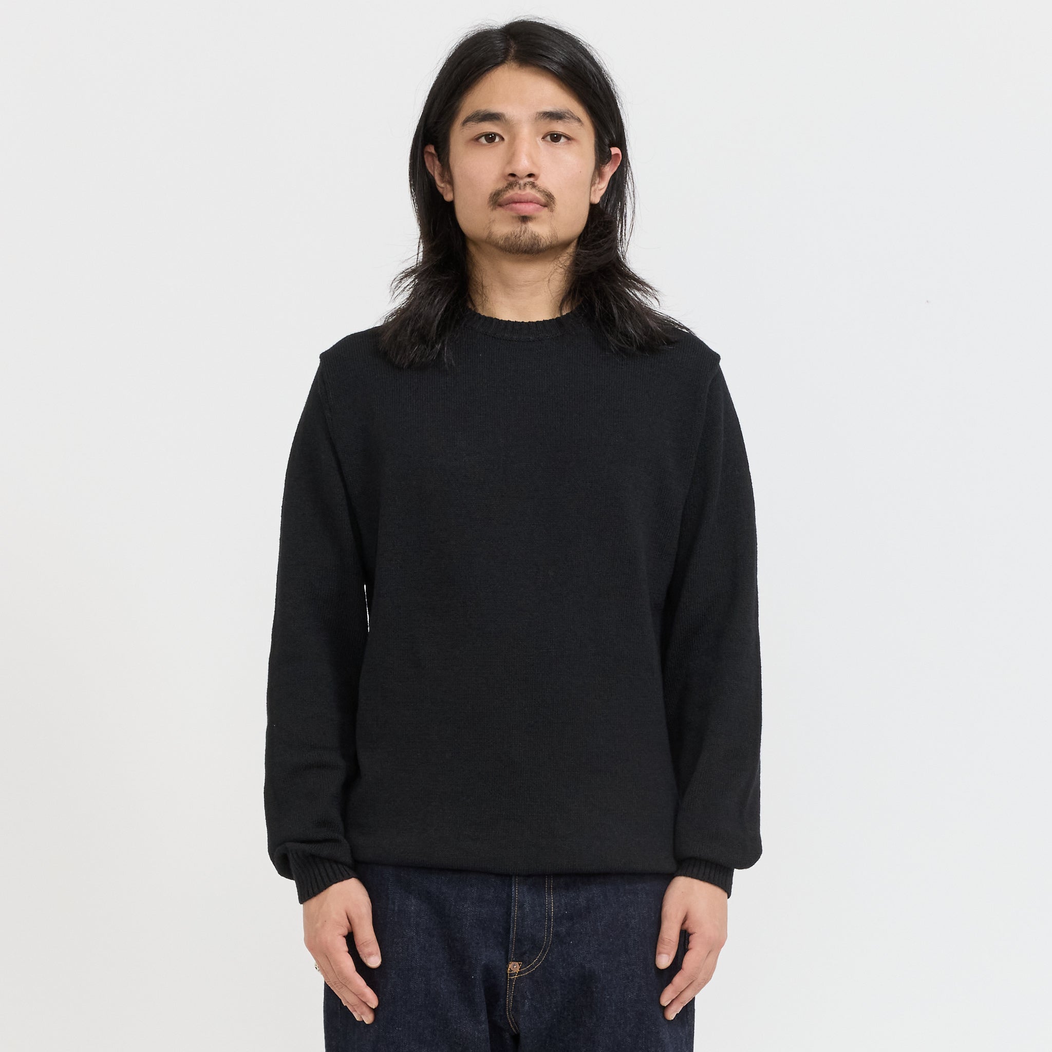 Beams Plus | Crew Lily Yarn 7G Black | Maplestore