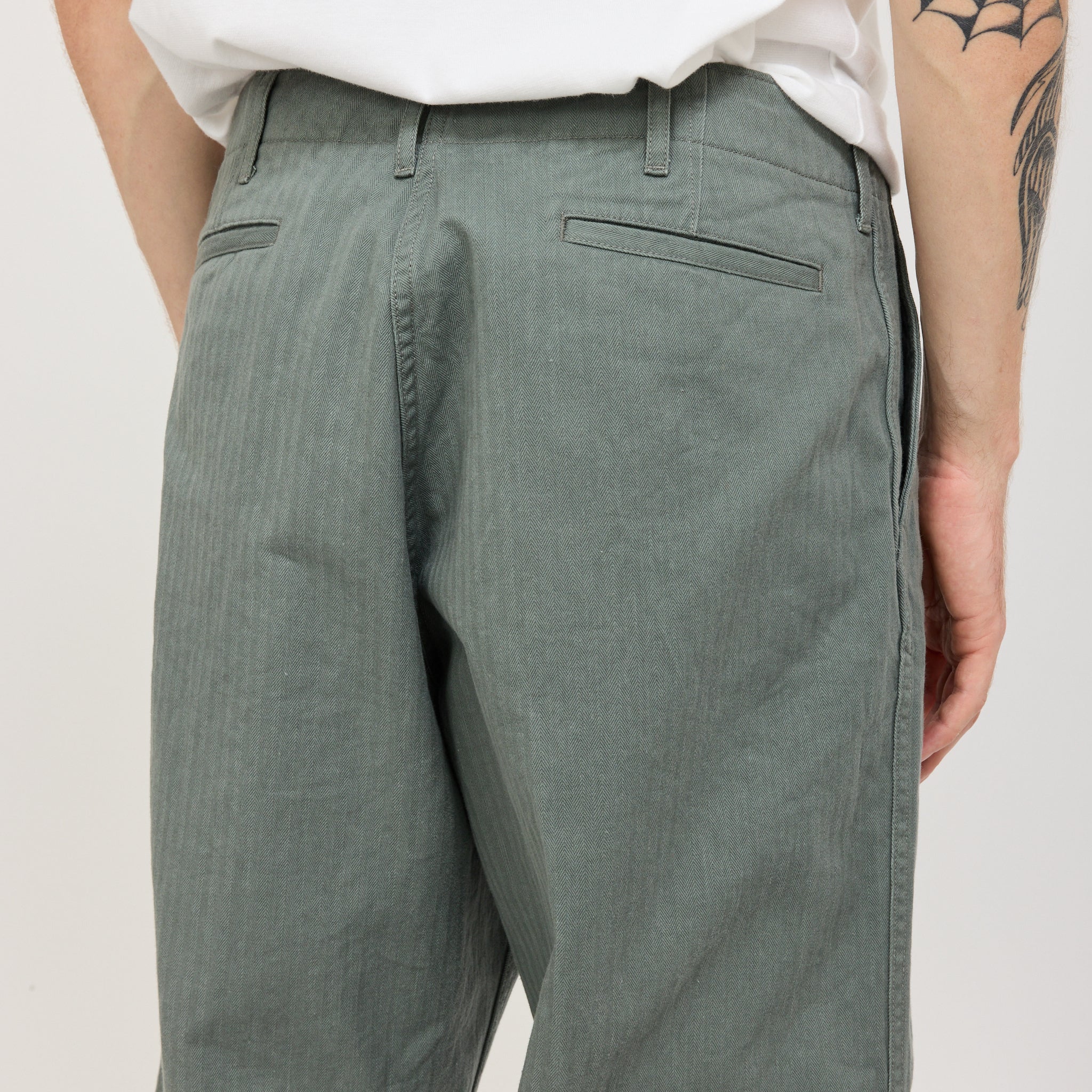 Beams Plus | MIL Trousers Herringbone Sage | Maplestore