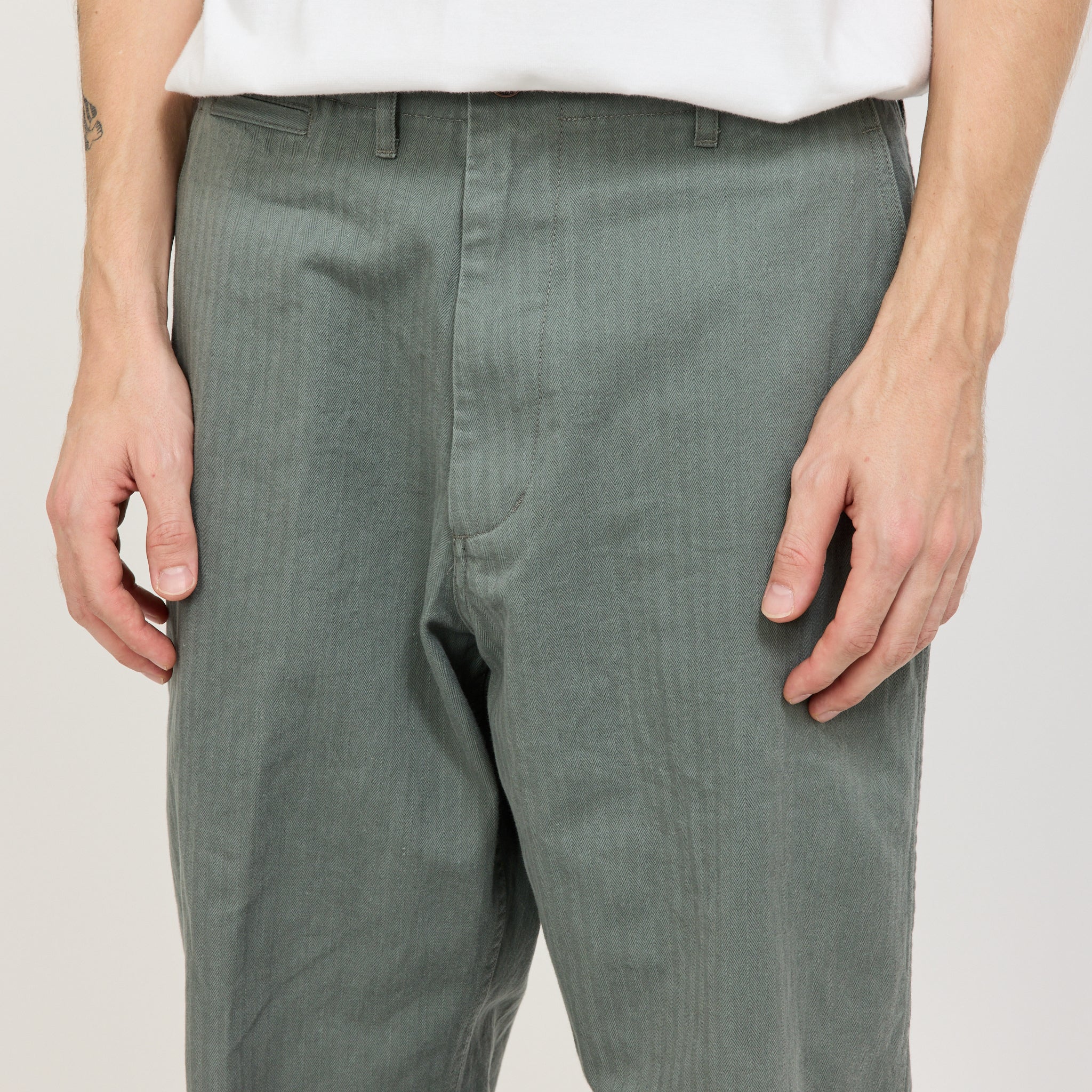 Beams Plus | MIL Trousers Herringbone Sage | Maplestore