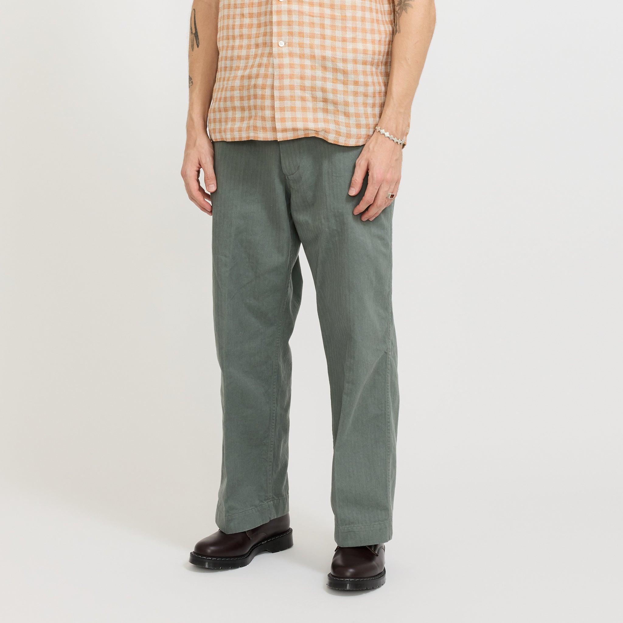 Beams Plus | MIL Trousers Herringbone Sage | Maplestore