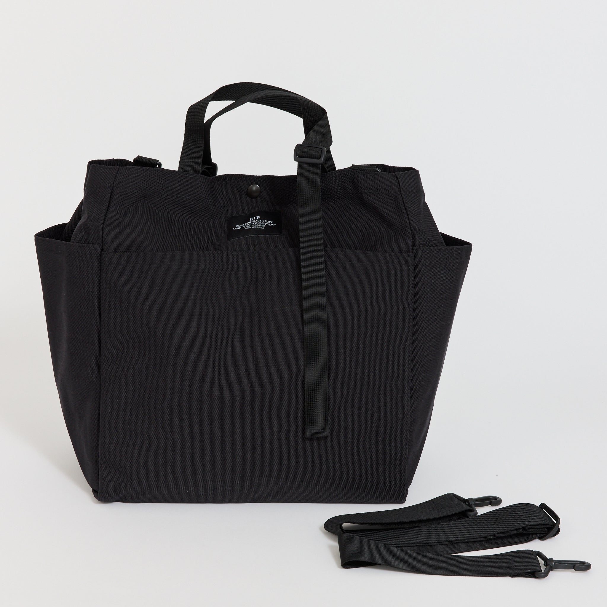 Bags In Progress | Carry-All Beach Bag Black | Maplestore