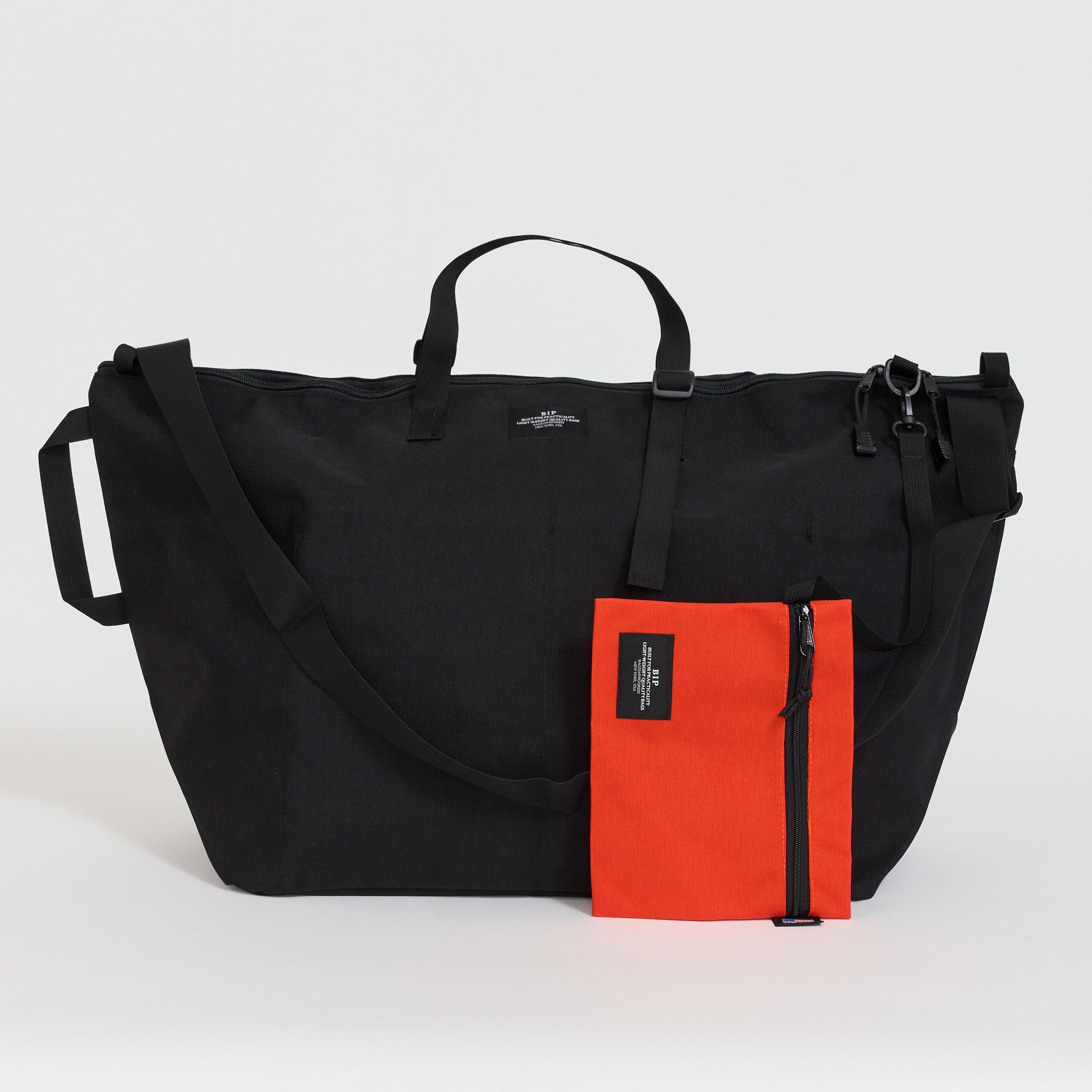 Bags In Progress | Traveler Duffle Black | Maplestore