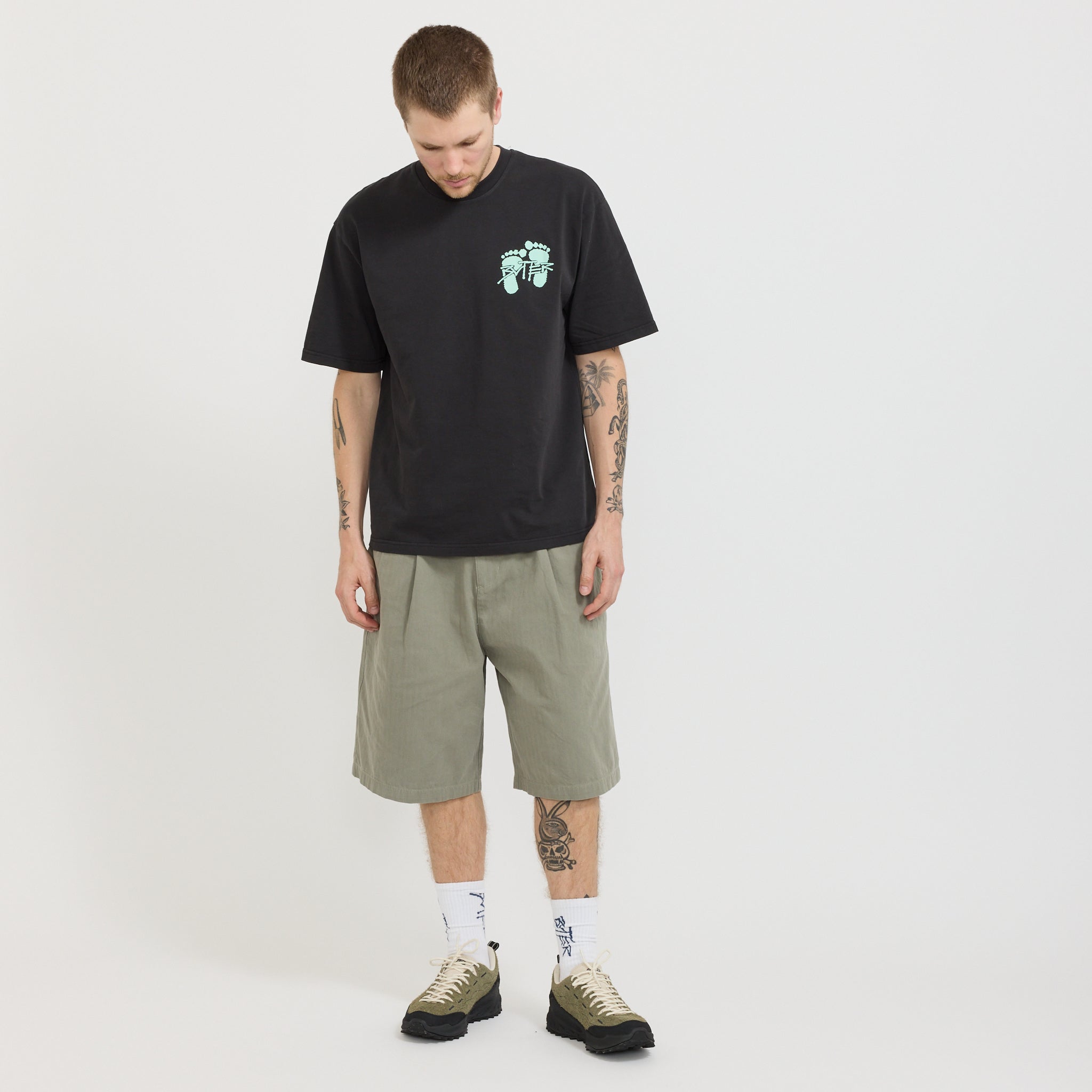 Footprints Tee Black