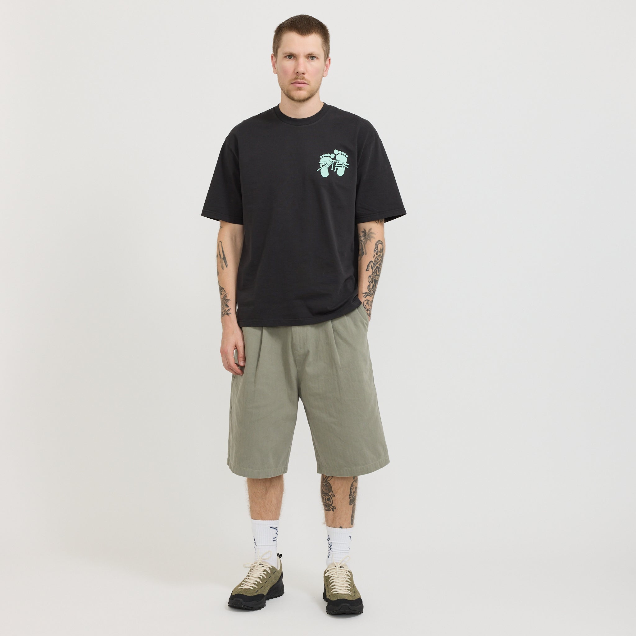 Pleated Shorts Washed Fatigue