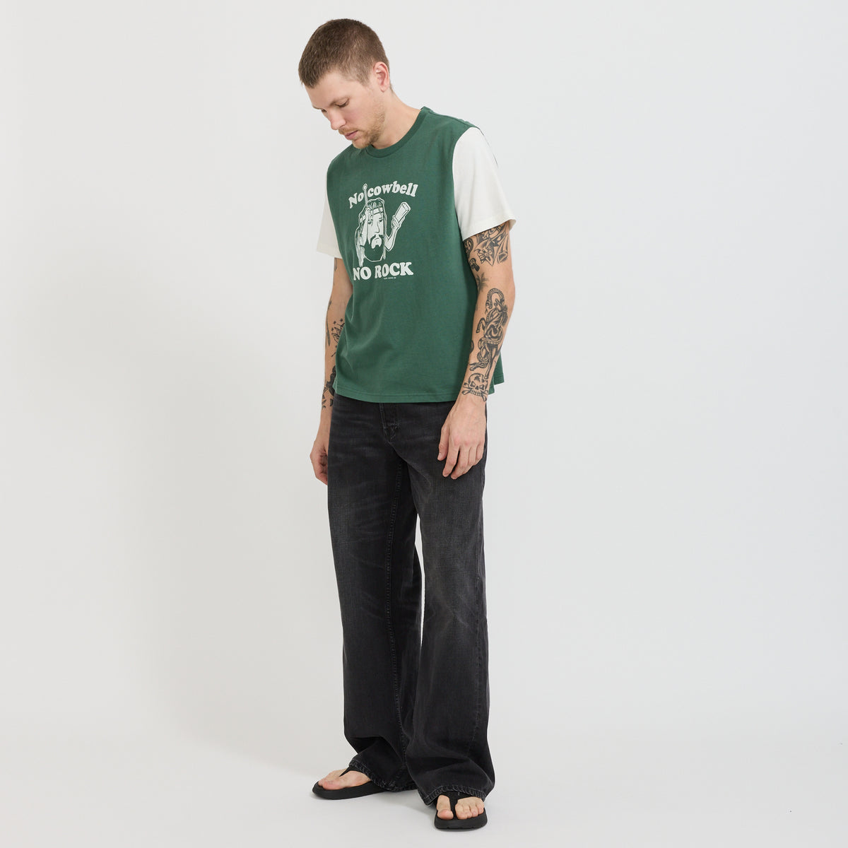 Nudie Jeans Co. | Roy Short T-Shirt Cowbell Off White/Green | Maplestore