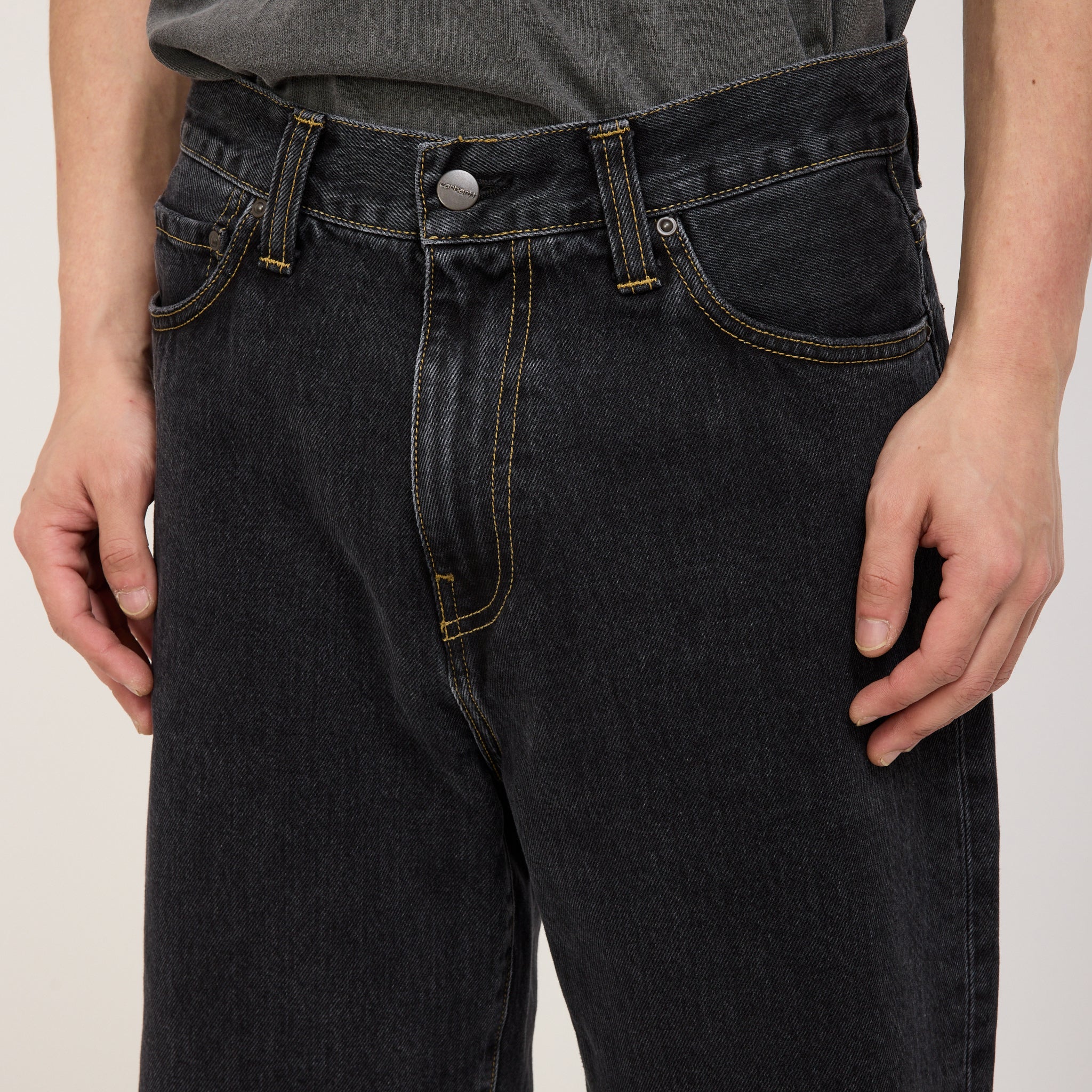 Carhartt WIP | Aaron Pant Black Stone Washed | Maplestore
