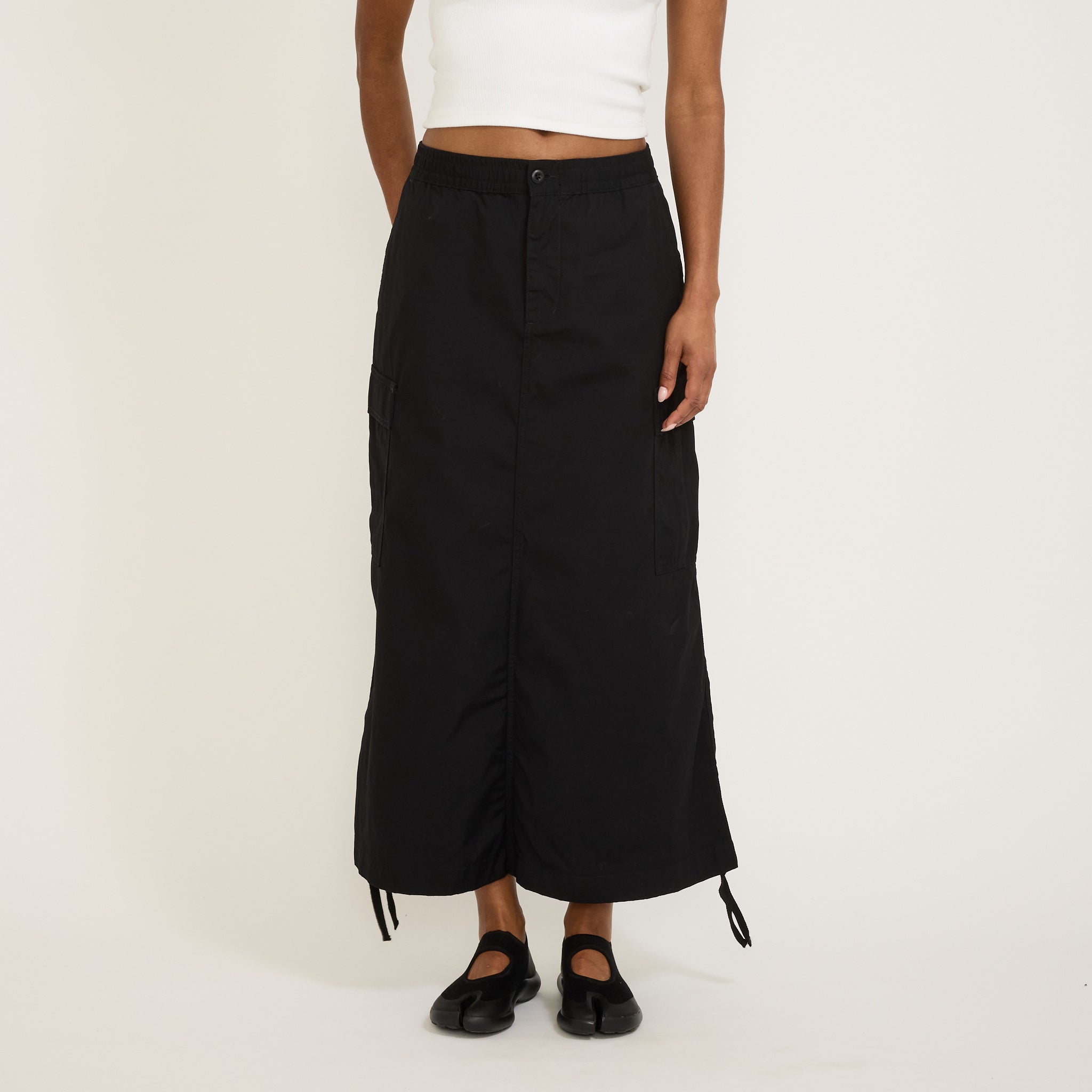 Carhartt WIP | Women's Cargo Skirt Long Black Rinsed | Maplestore