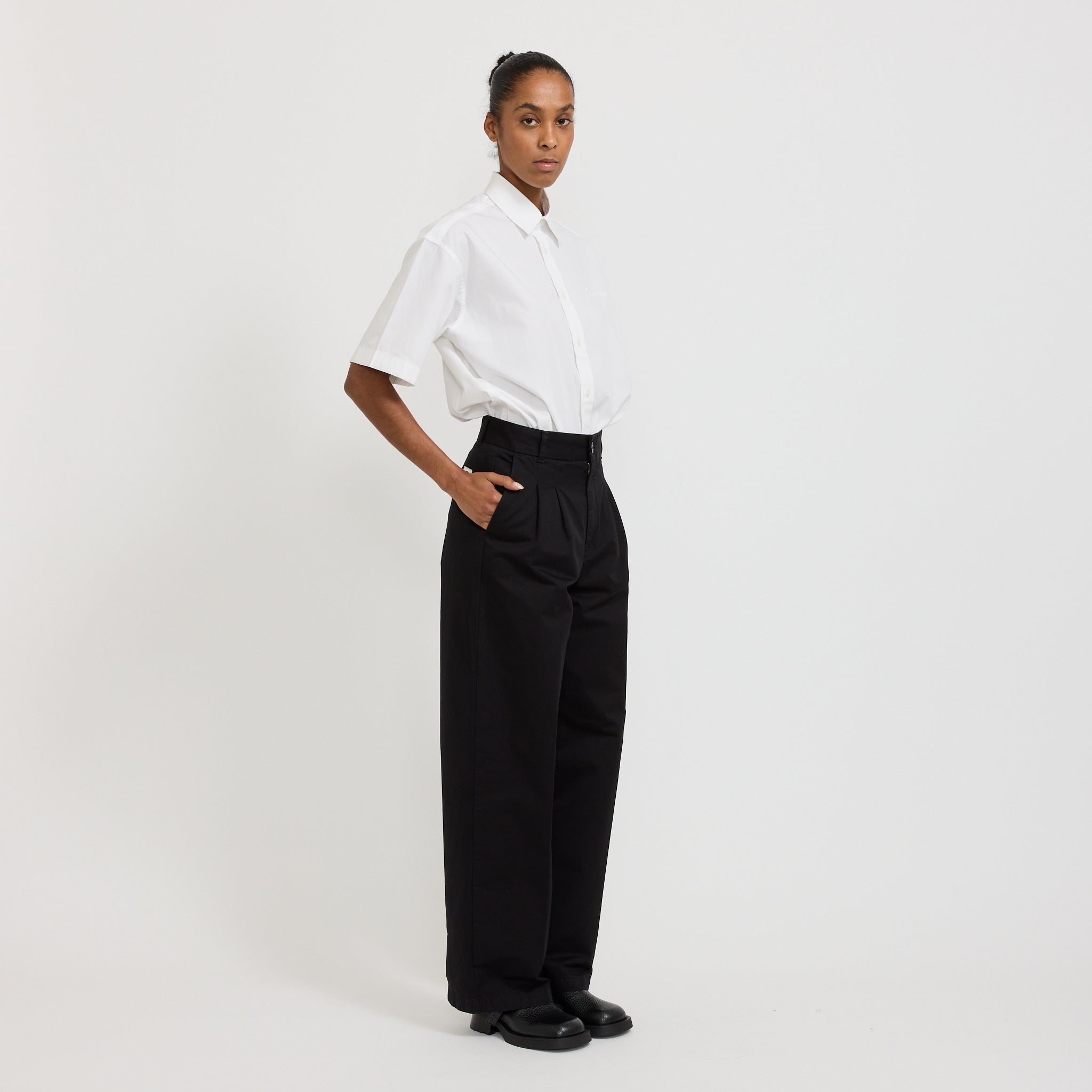 Leola Pant Black Stone Washed