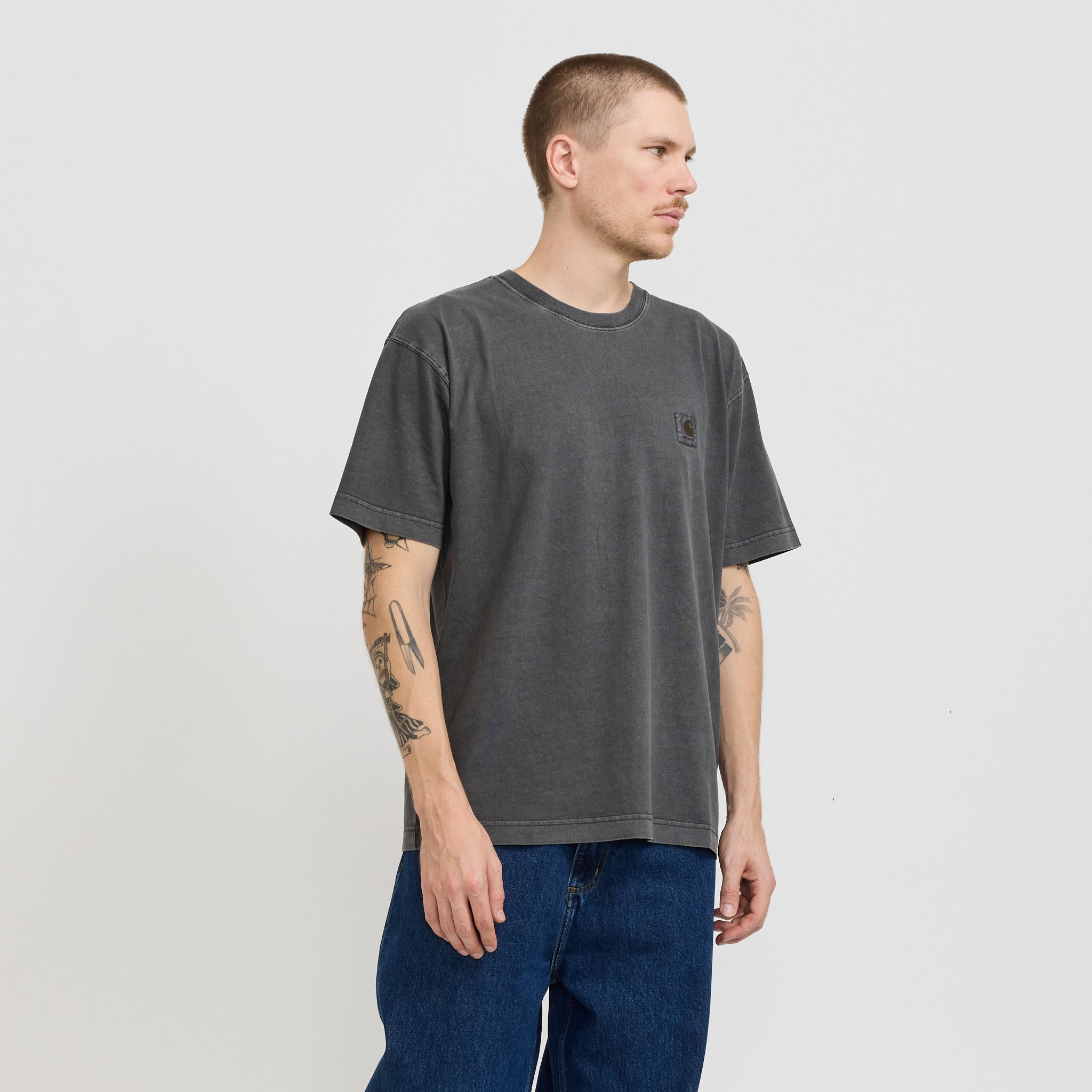 Carhartt WIP | S/S Nelson T-Shirt Graphite | Maplestore