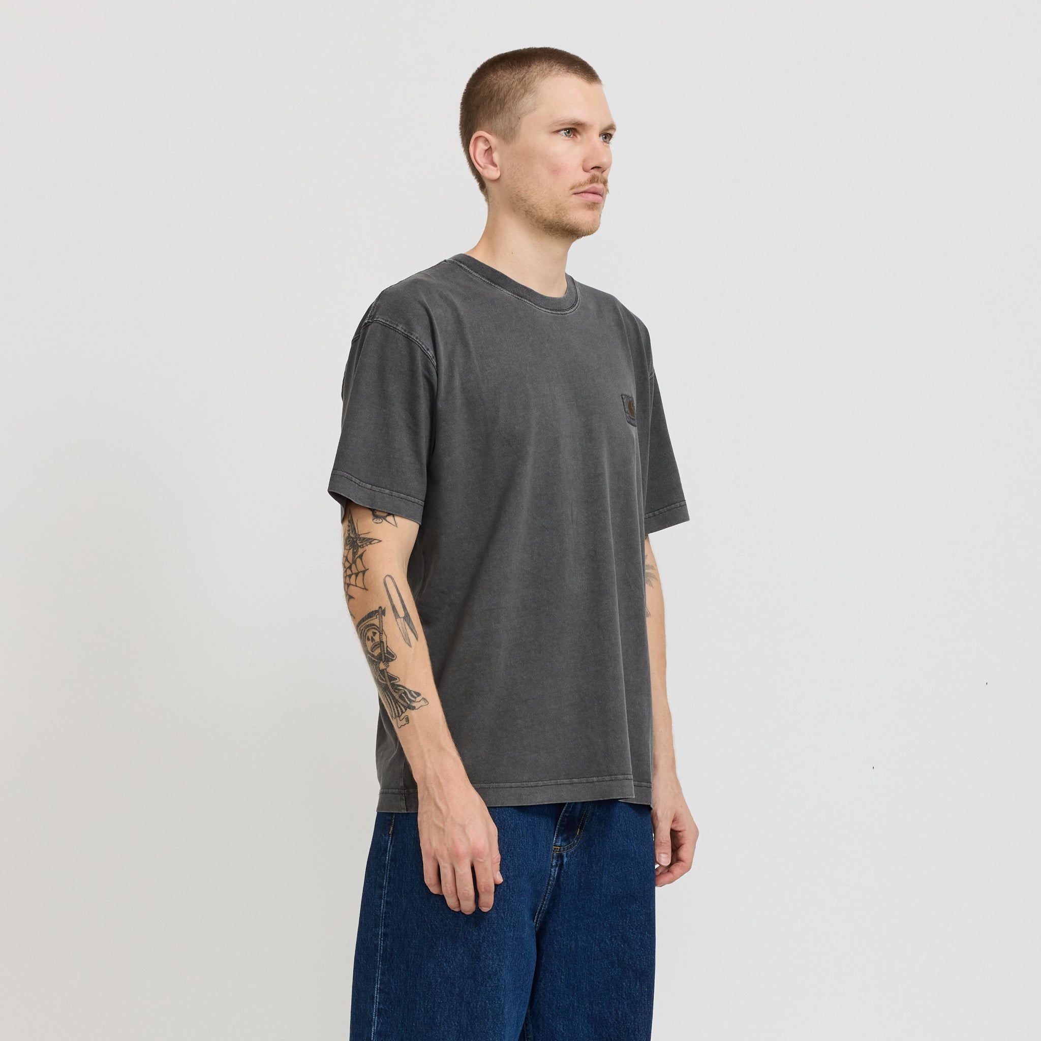 Carhartt WIP | S/S Nelson T-Shirt Graphite | Maplestore
