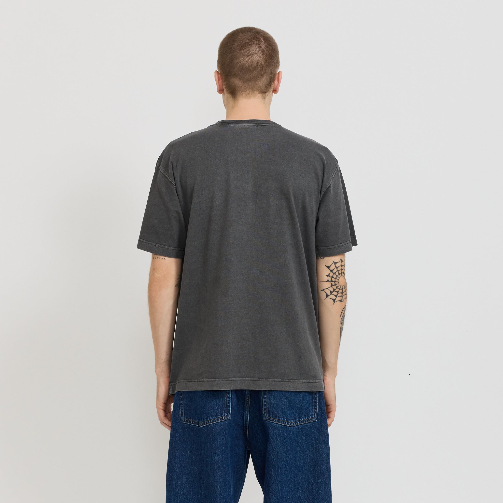Carhartt WIP | S/S Nelson T-Shirt Graphite | Maplestore