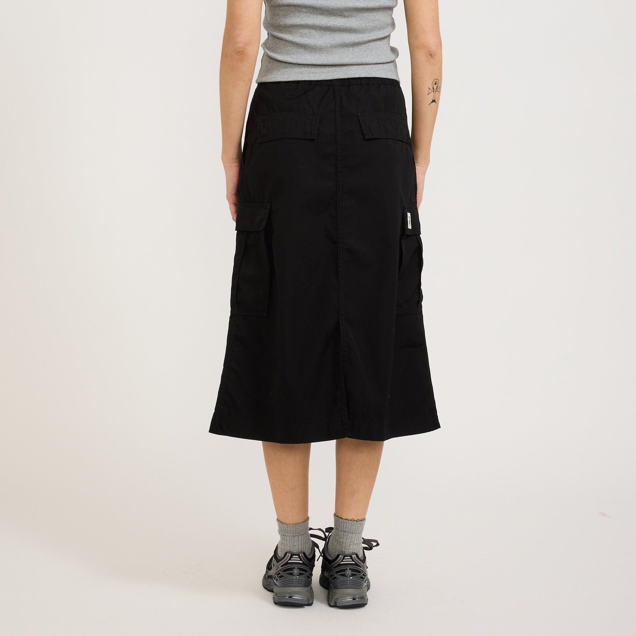Carhartt WIP | Women's Jet Cargo Skirt Black | Maplestore