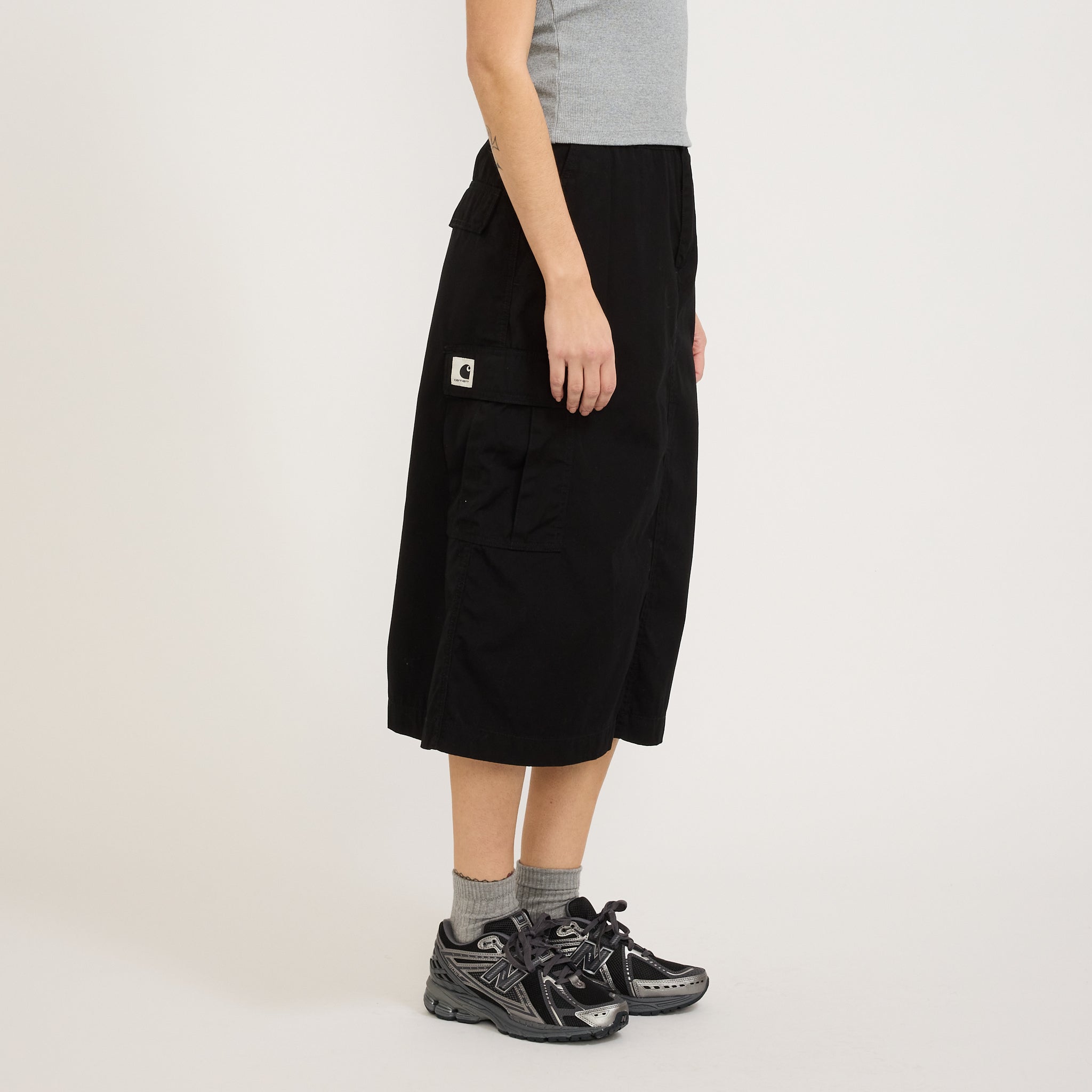 Carhartt WIP | Women's Jet Cargo Skirt Black | Maplestore