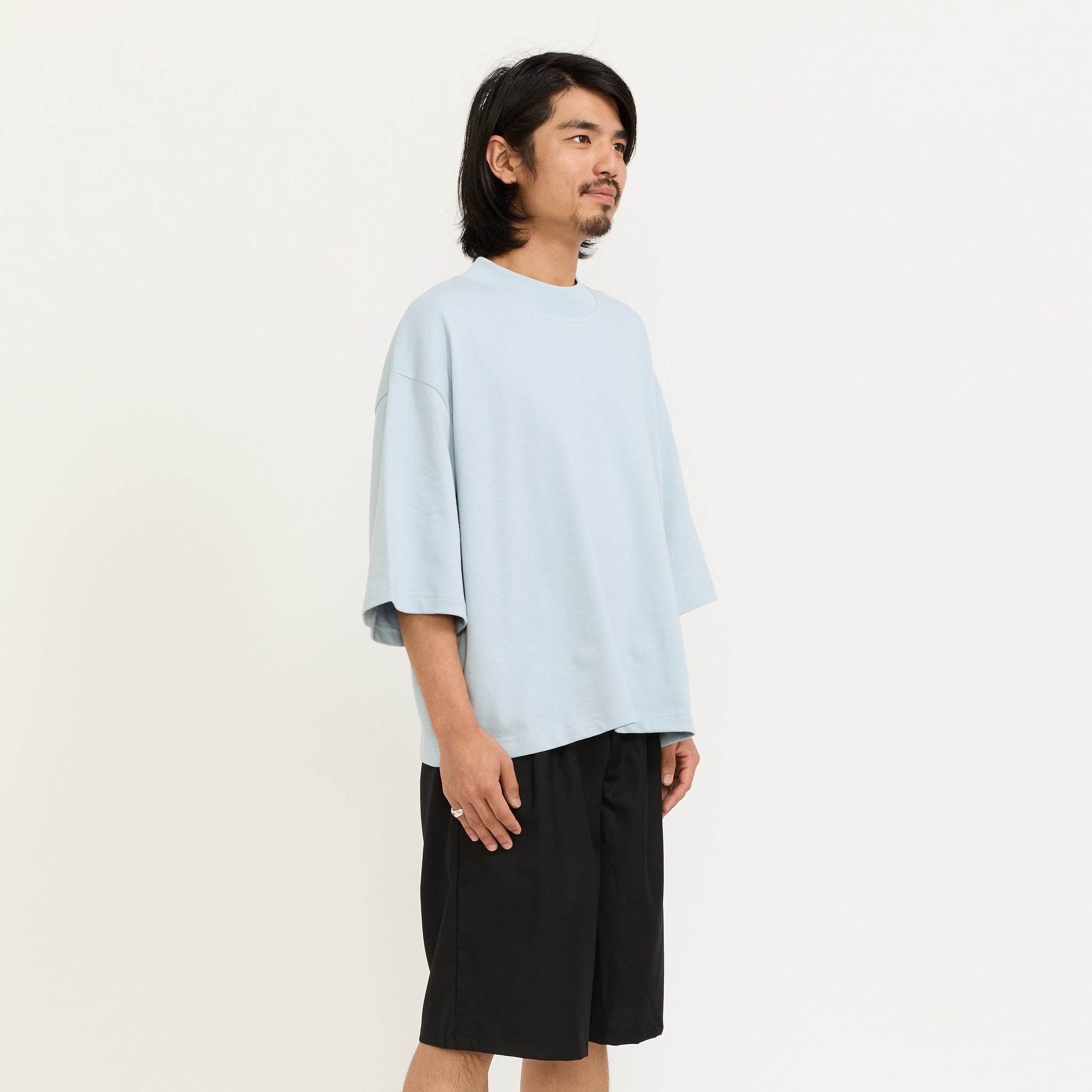 Wide Tee Chalk
