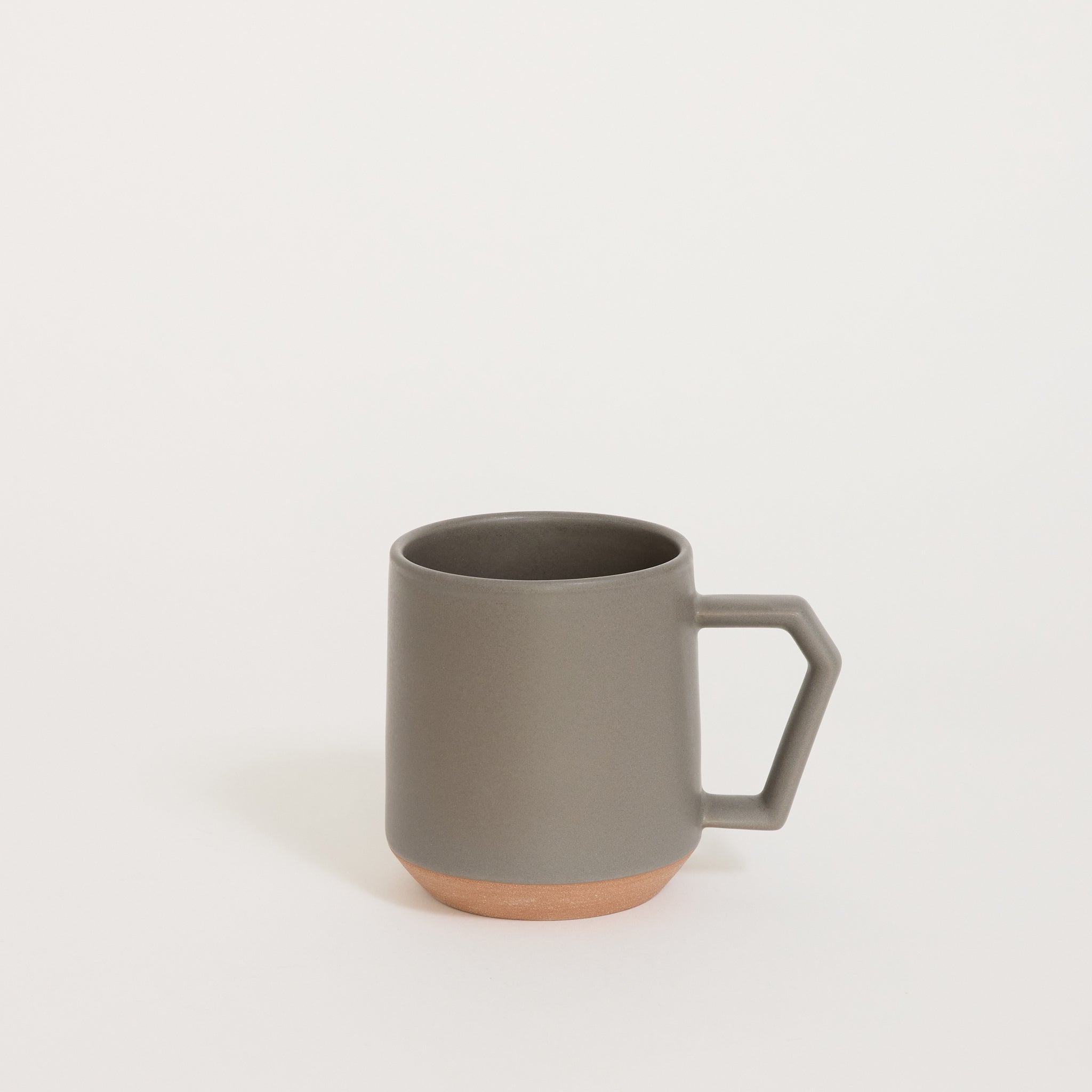 Chips Japan | Chips Mug 380ml Matte Gray | Maplestore