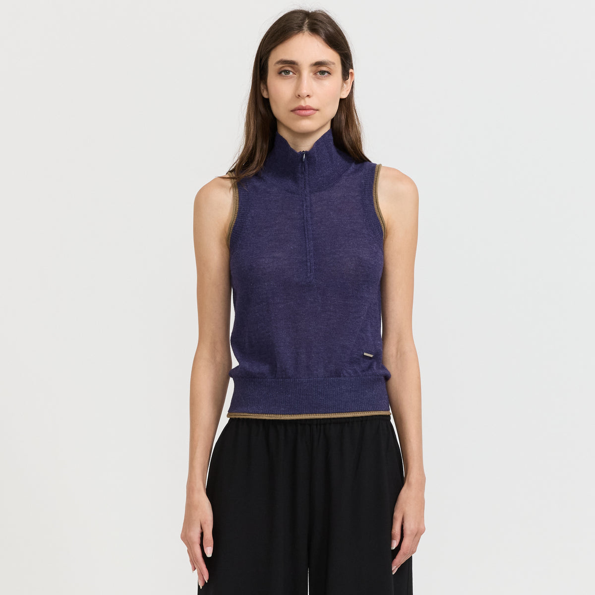 Fine Yarn Half Zip Vest Blue